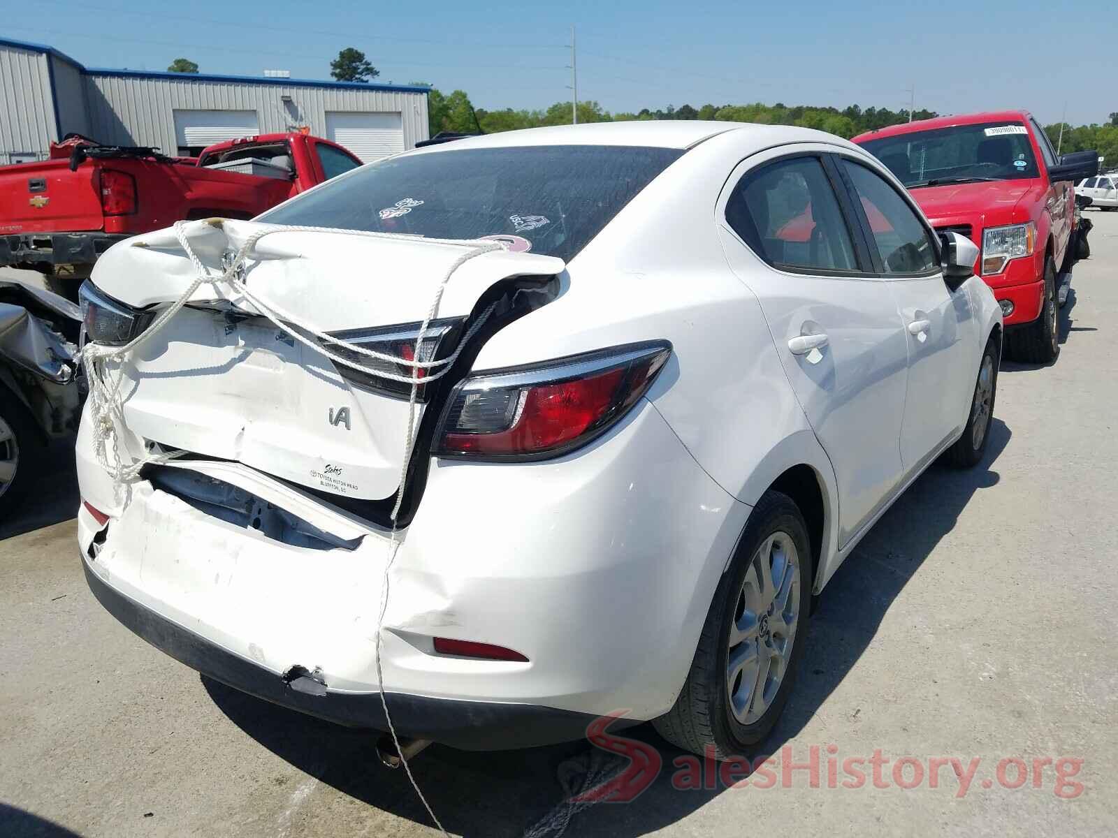 3MYDLBYV0HY149810 2017 TOYOTA YARIS