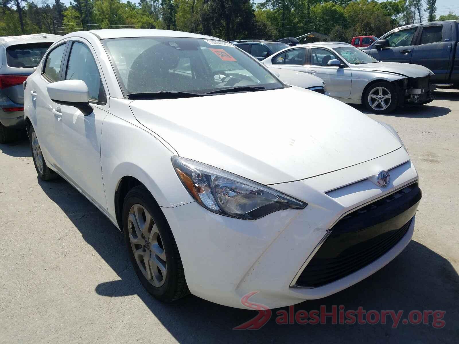 3MYDLBYV0HY149810 2017 TOYOTA YARIS