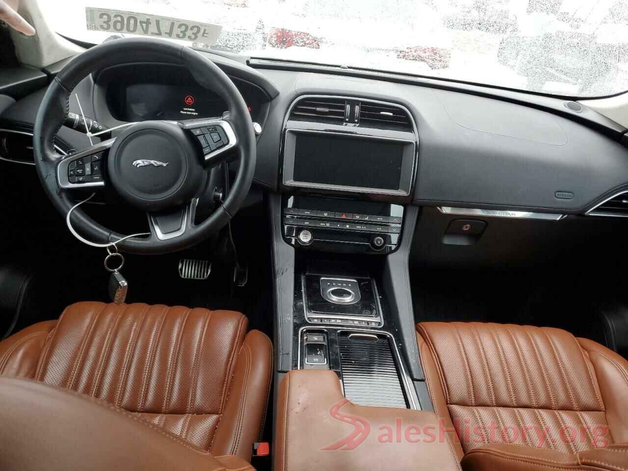 SADCN2GX0KA368578 2019 JAGUAR F-PACE