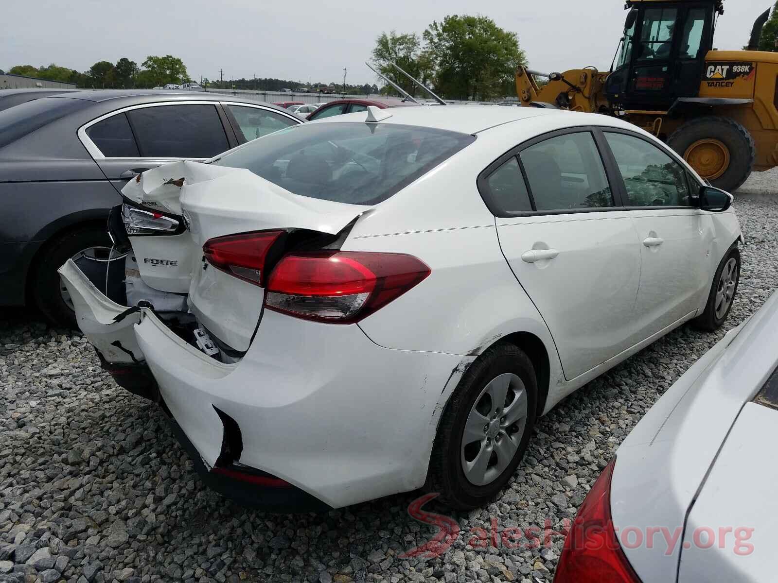 3KPFK4A77JE205718 2018 KIA FORTE