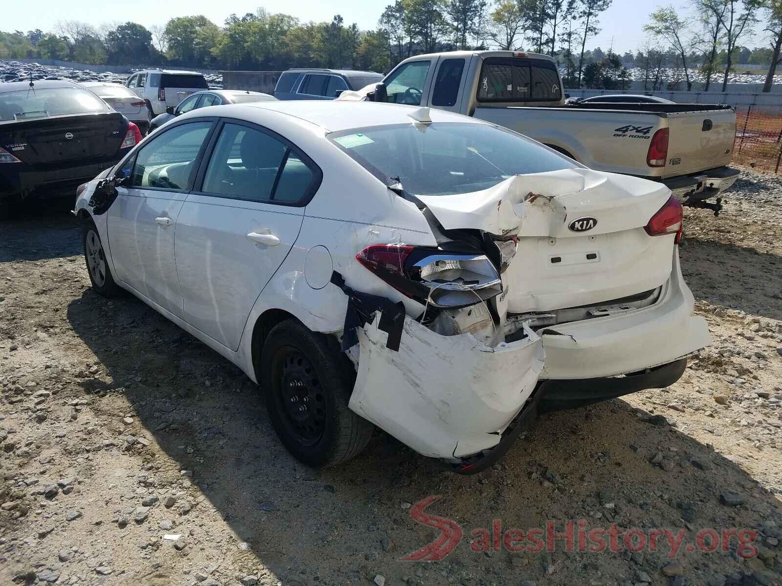 3KPFK4A77JE205718 2018 KIA FORTE