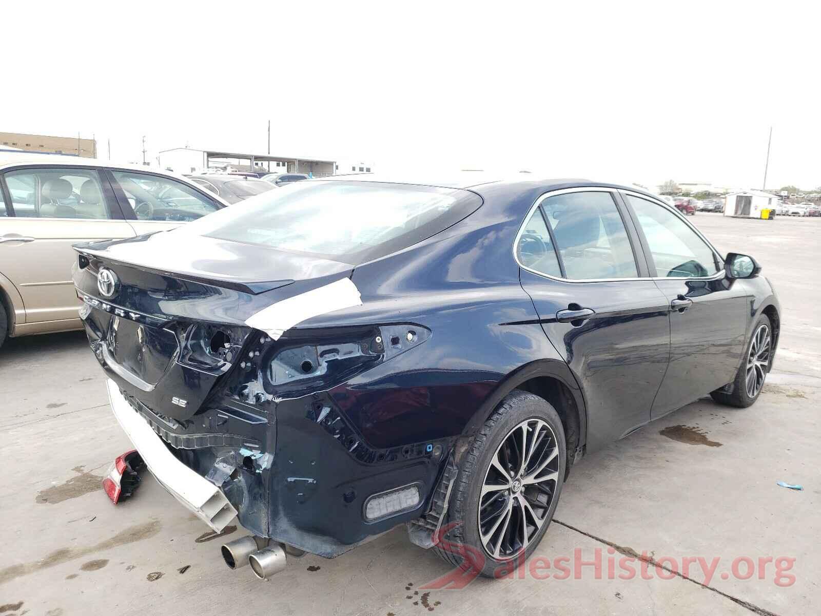 4T1B11HKXJU603481 2018 TOYOTA CAMRY