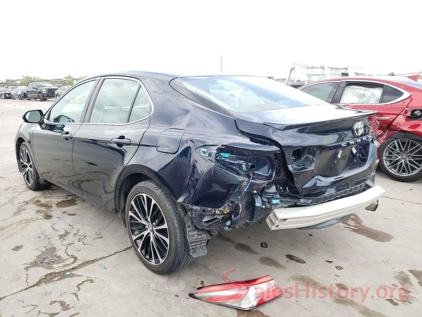 4T1B11HKXJU603481 2018 TOYOTA CAMRY