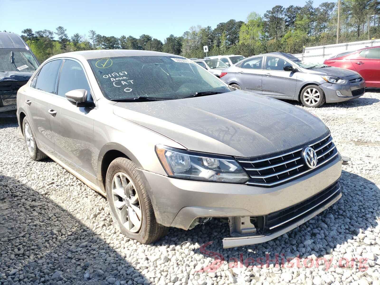 1VWAT7A37GC011967 2016 VOLKSWAGEN PASSAT