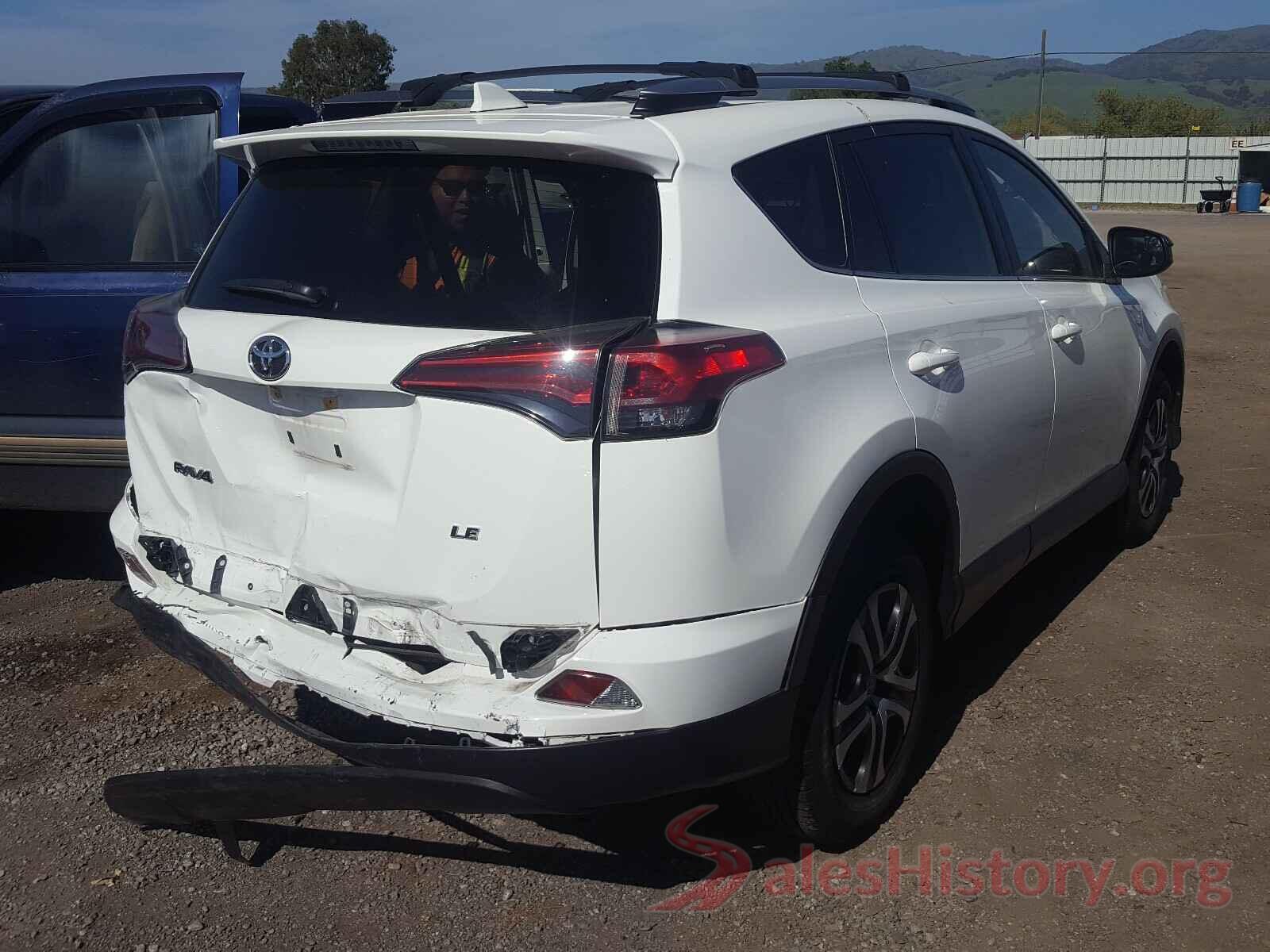 JTMZFREV0HJ701853 2017 TOYOTA RAV4