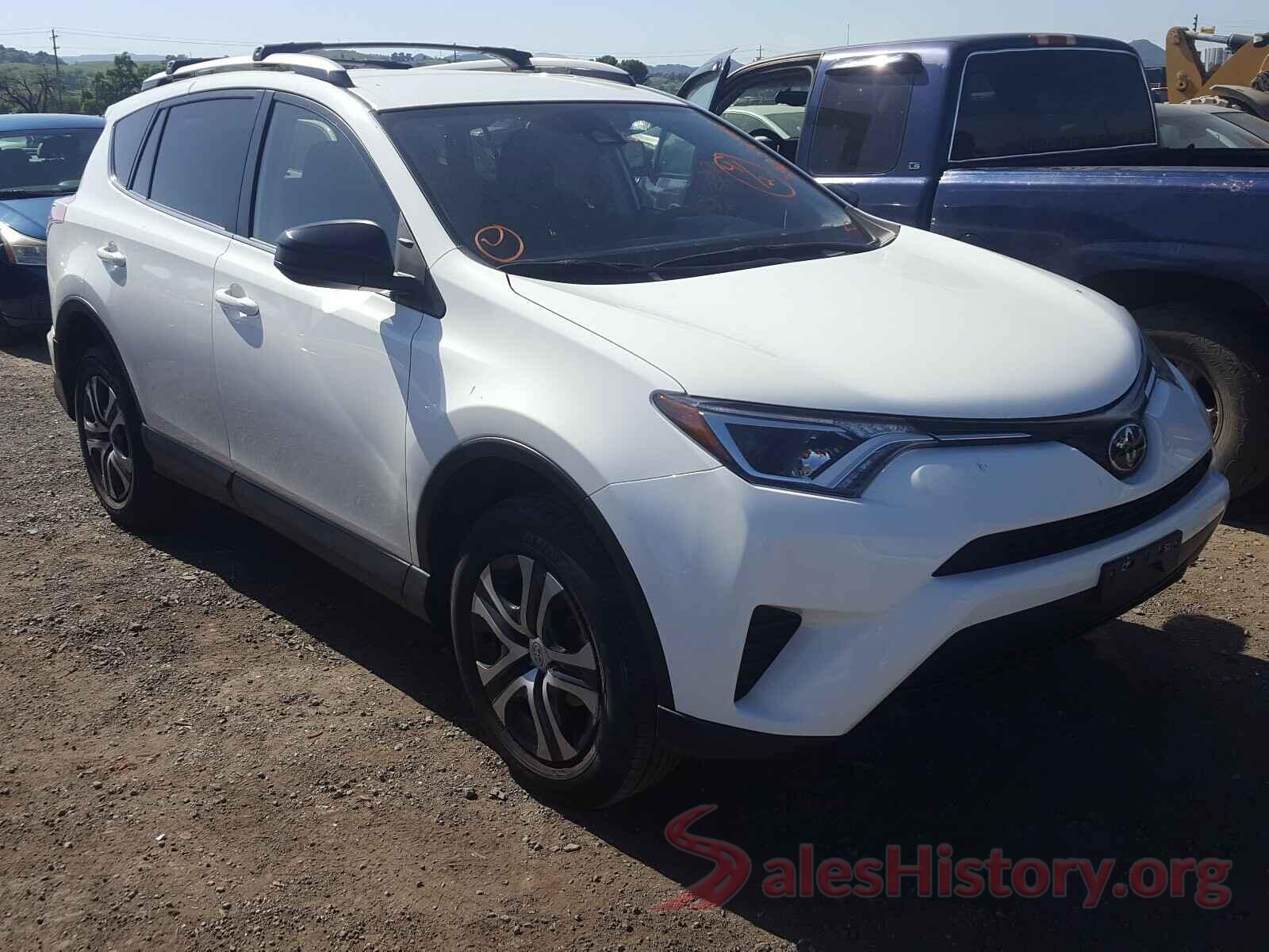 JTMZFREV0HJ701853 2017 TOYOTA RAV4