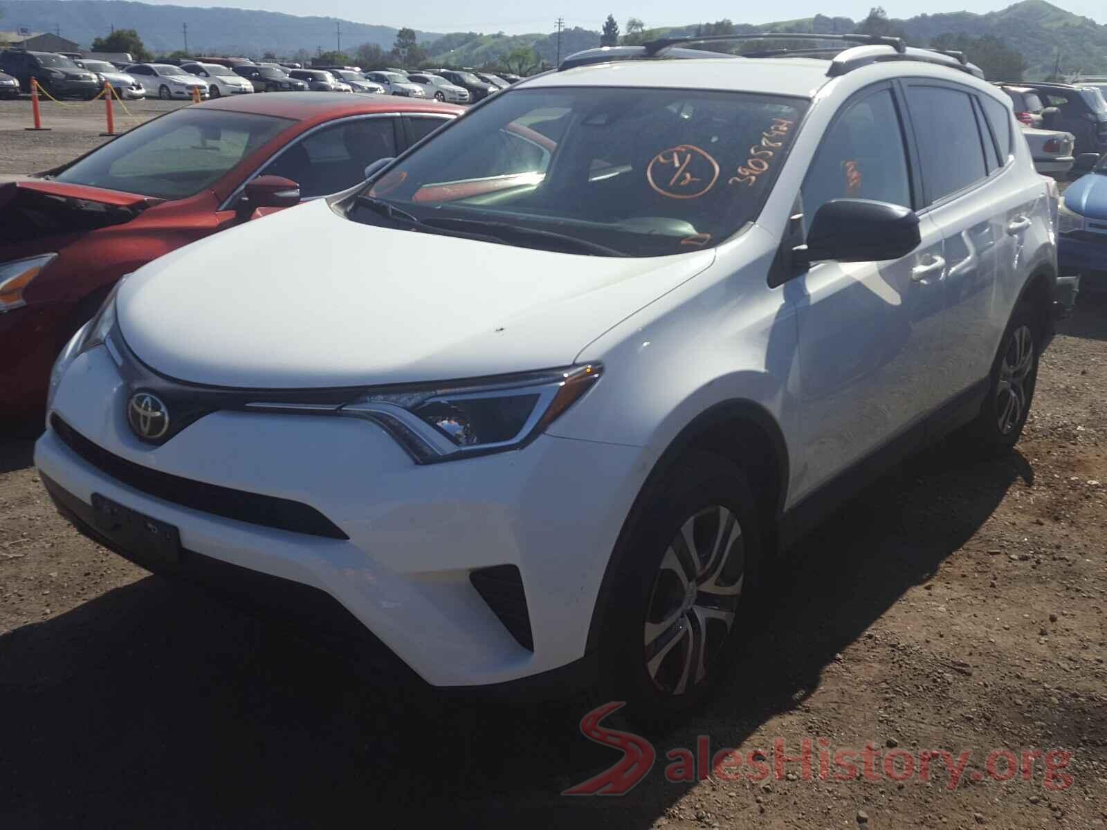 JTMZFREV0HJ701853 2017 TOYOTA RAV4