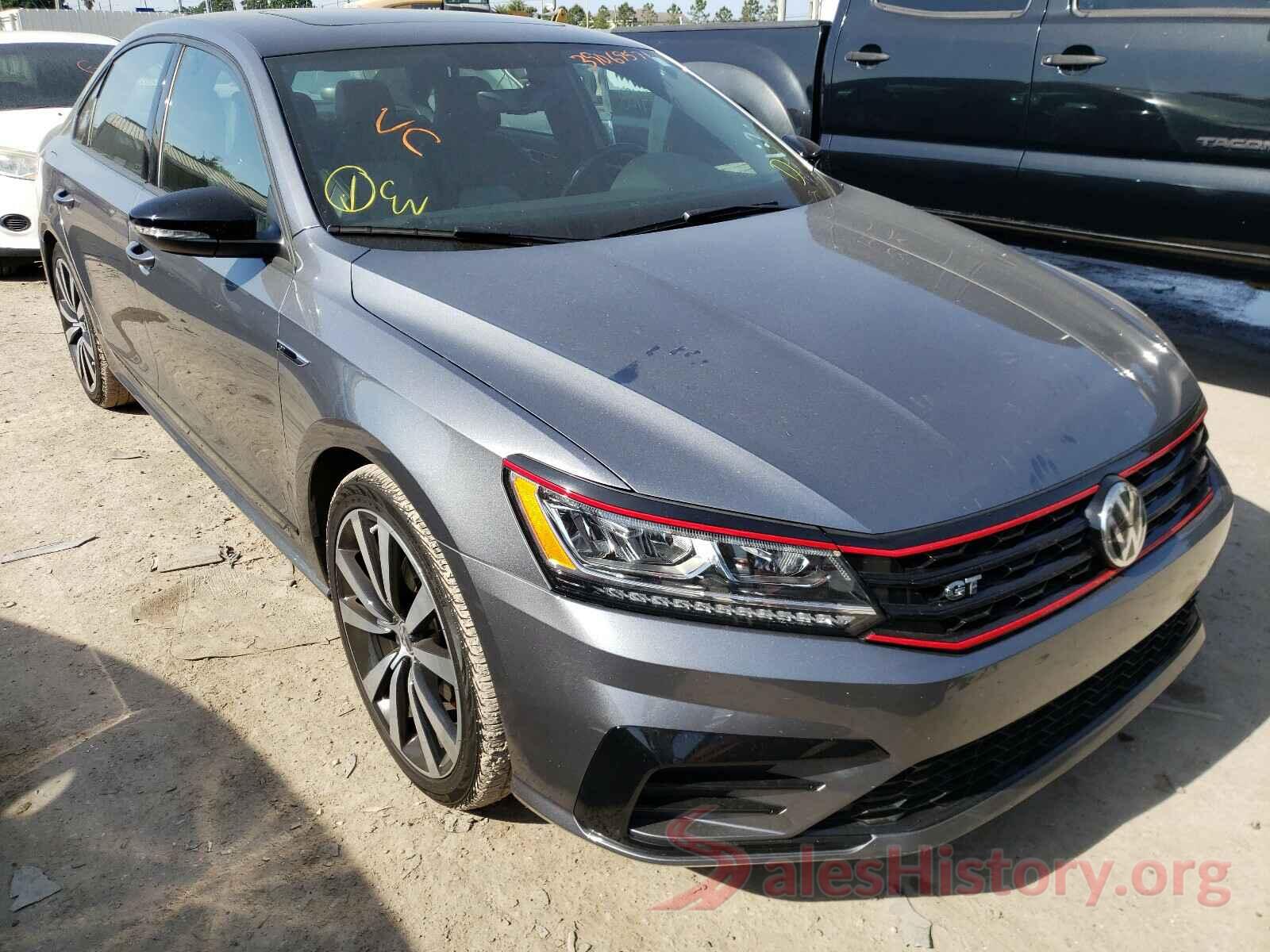 1VWJM7A39JC036907 2018 VOLKSWAGEN PASSAT