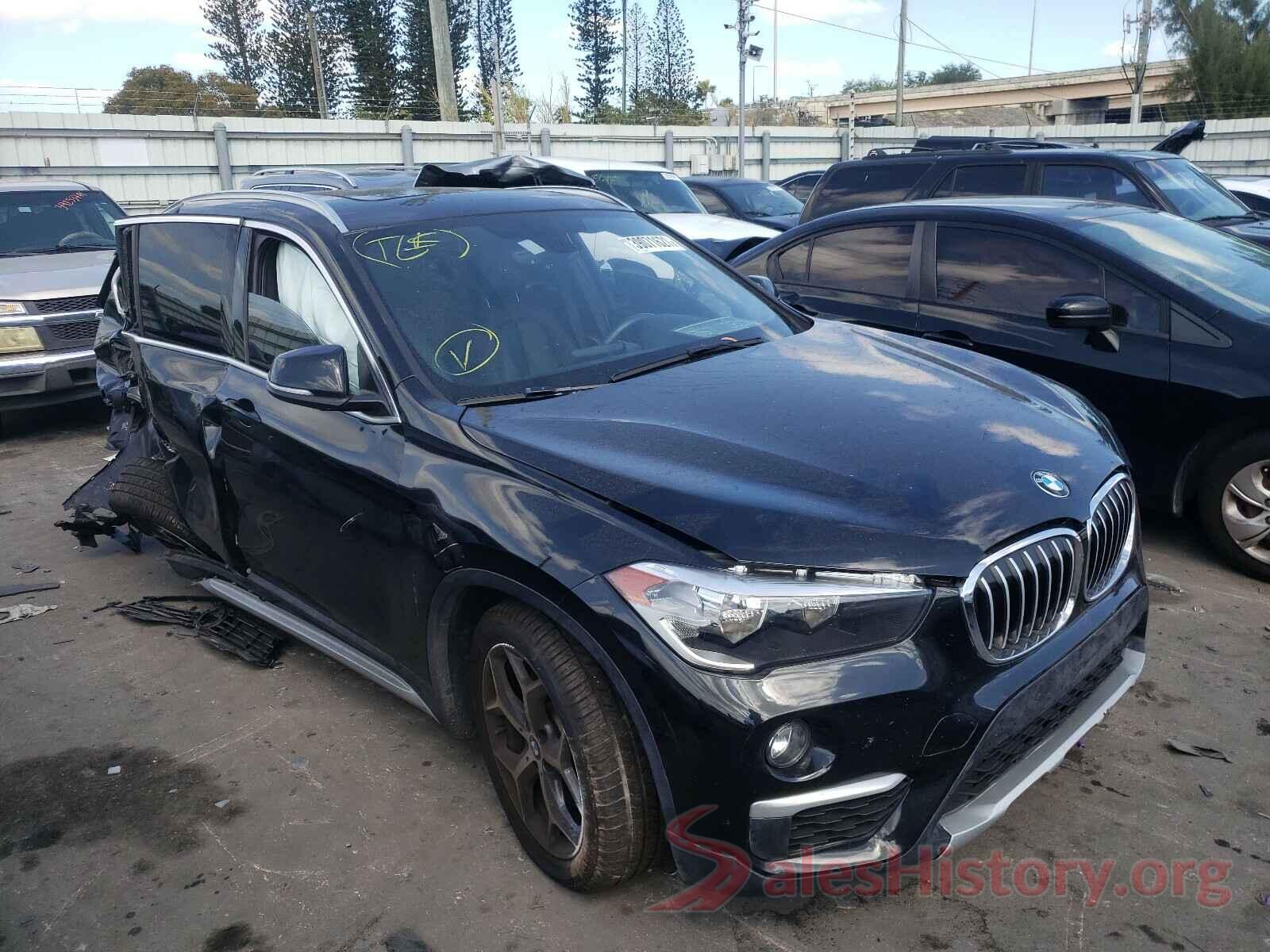 WBXHU7C36J3H43046 2018 BMW X1