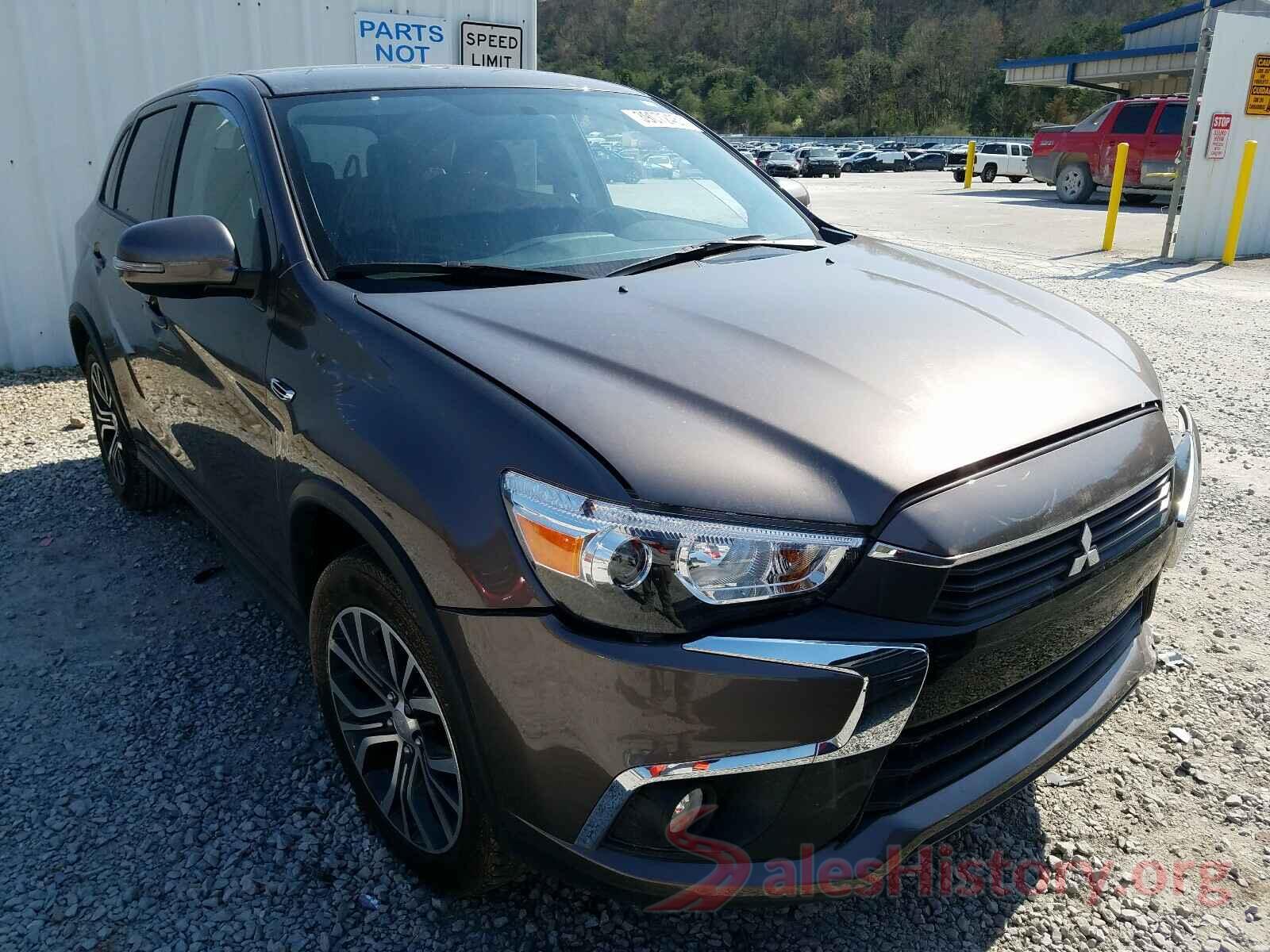 JA4AR3AW5HZ059965 2017 MITSUBISHI OUTLANDER