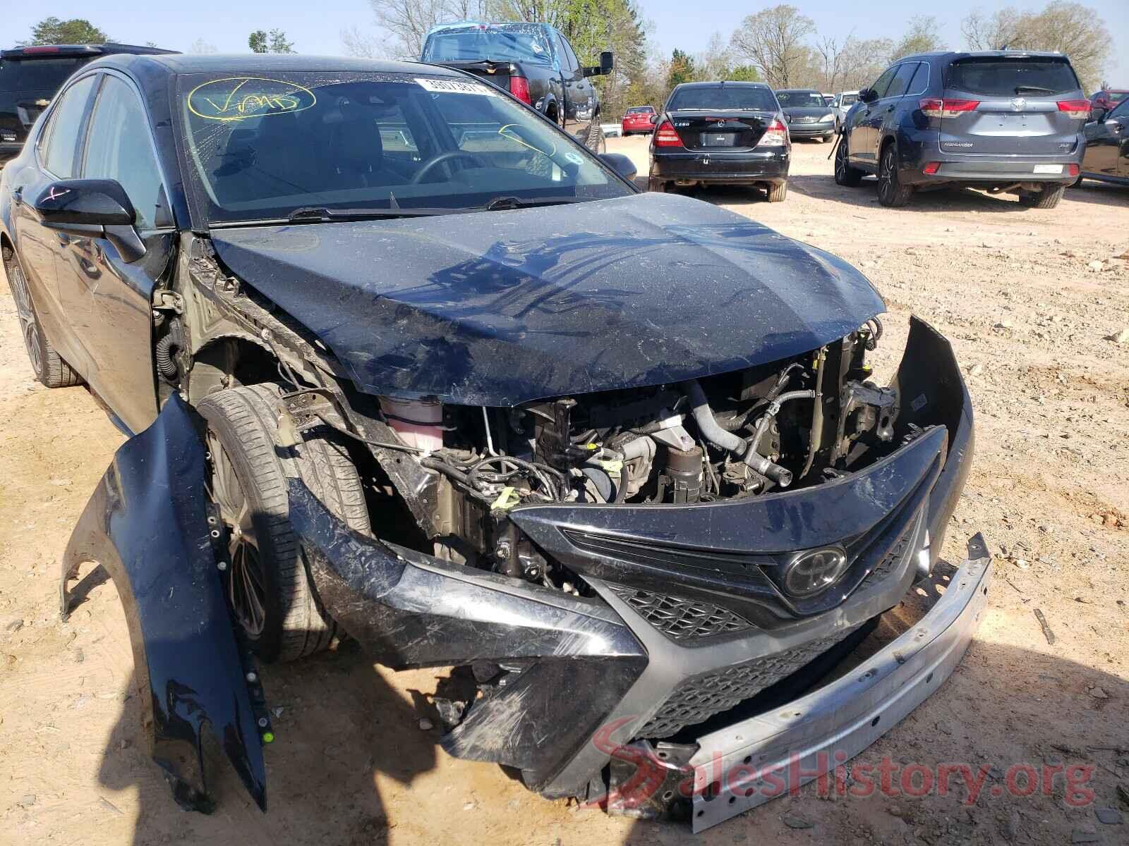 4T1B11HK3JU626780 2018 TOYOTA CAMRY