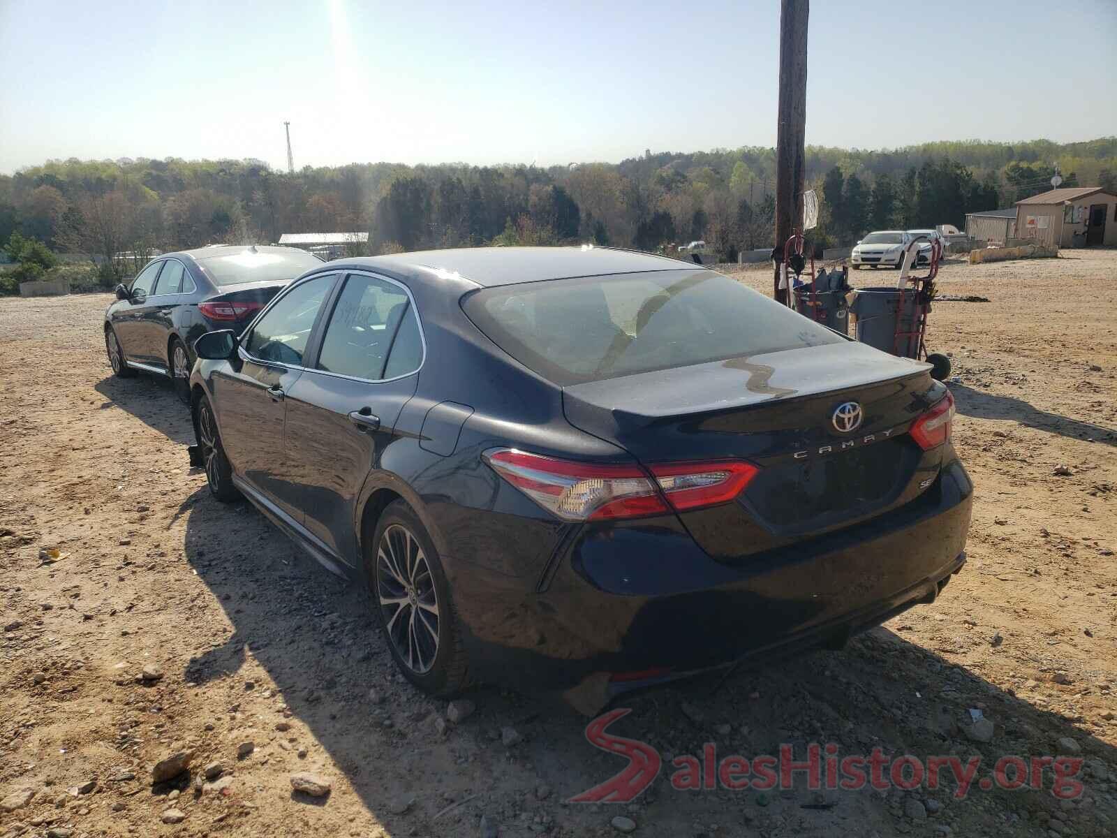 4T1B11HK3JU626780 2018 TOYOTA CAMRY