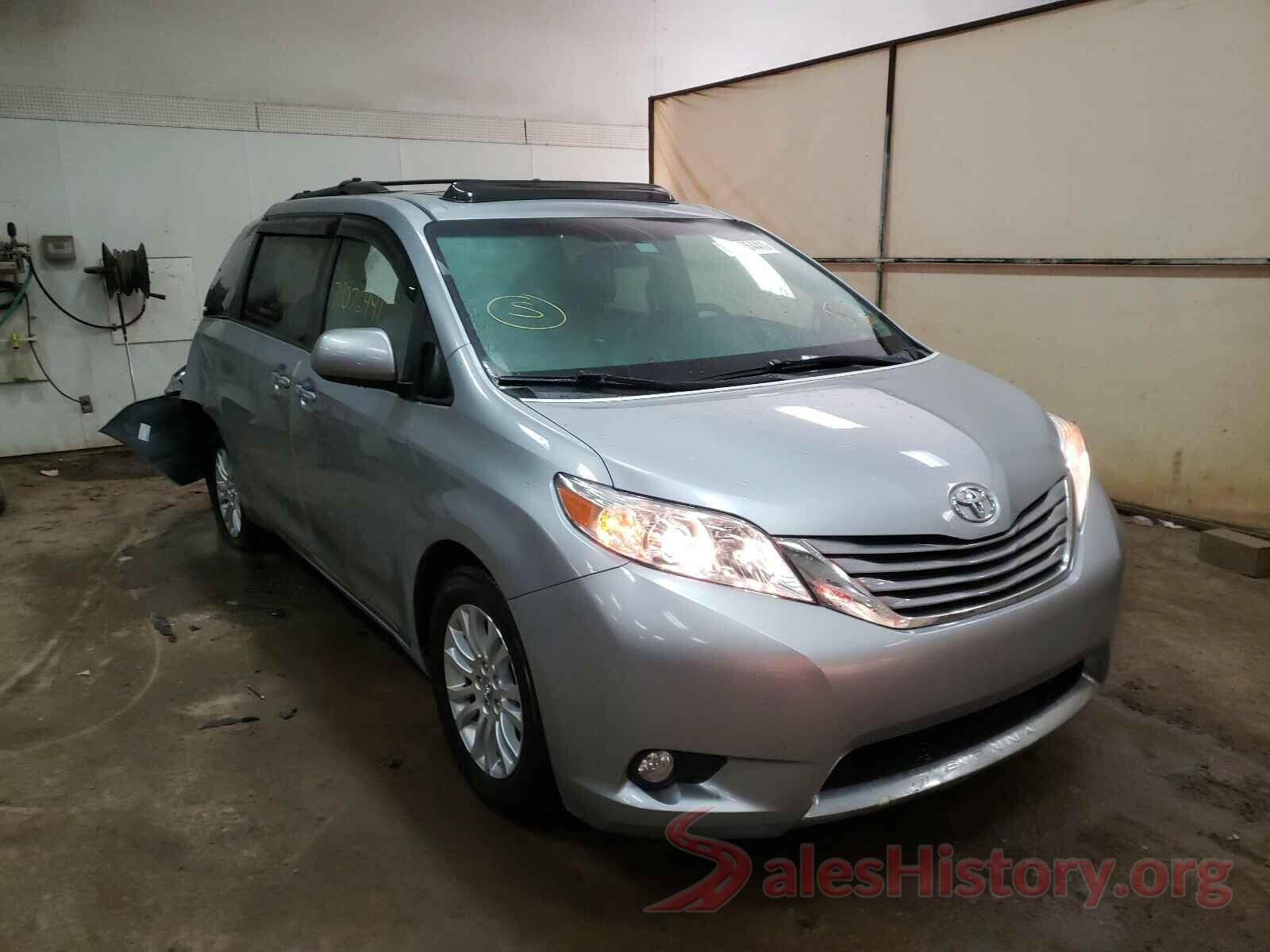 5TDYZ3DC1HS797690 2017 TOYOTA SIENNA