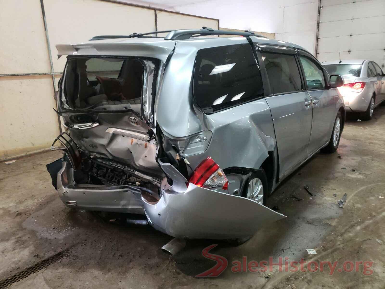 5TDYZ3DC1HS797690 2017 TOYOTA SIENNA