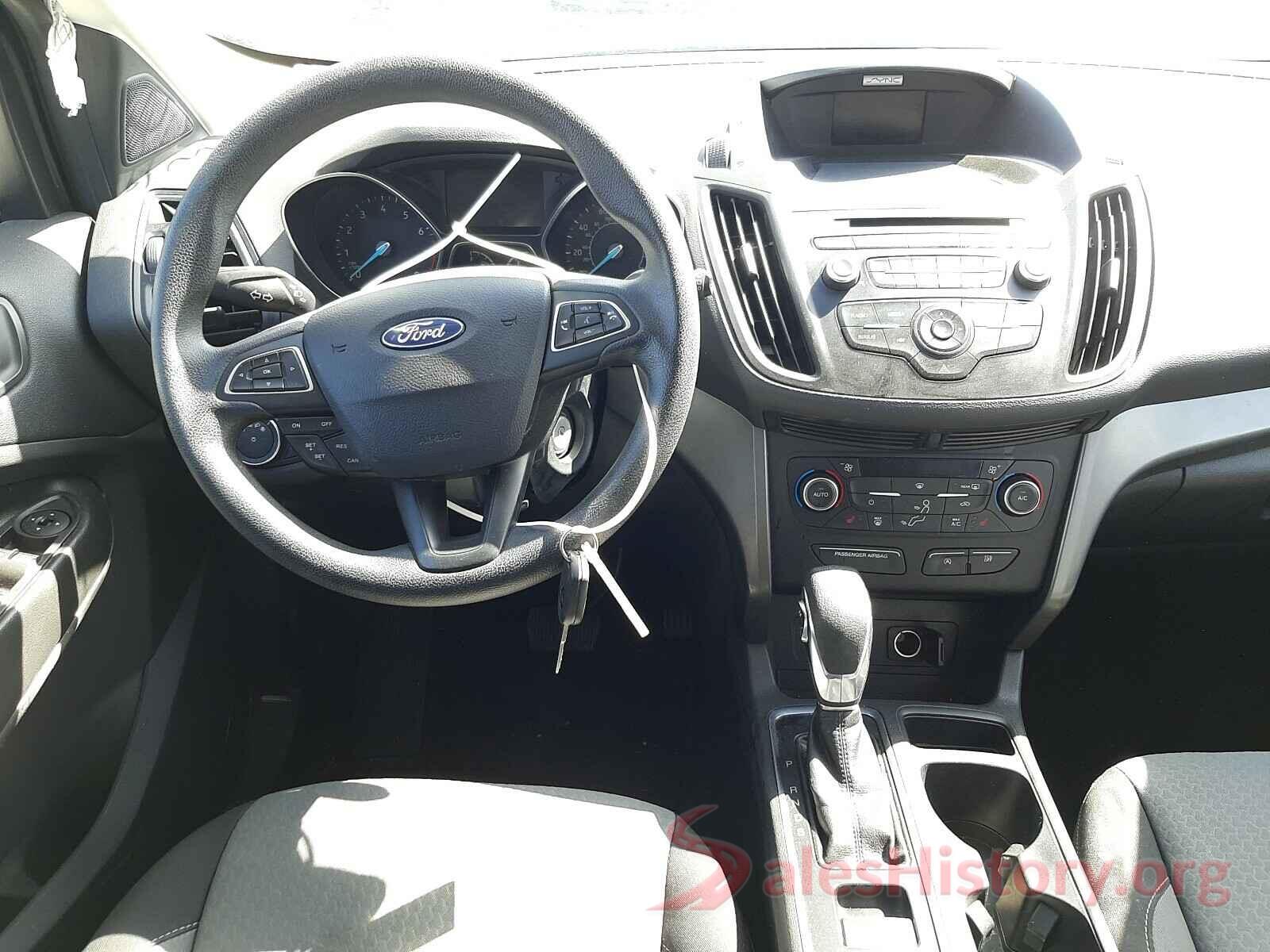 1FMCU9GD1JUA74225 2018 FORD ESCAPE