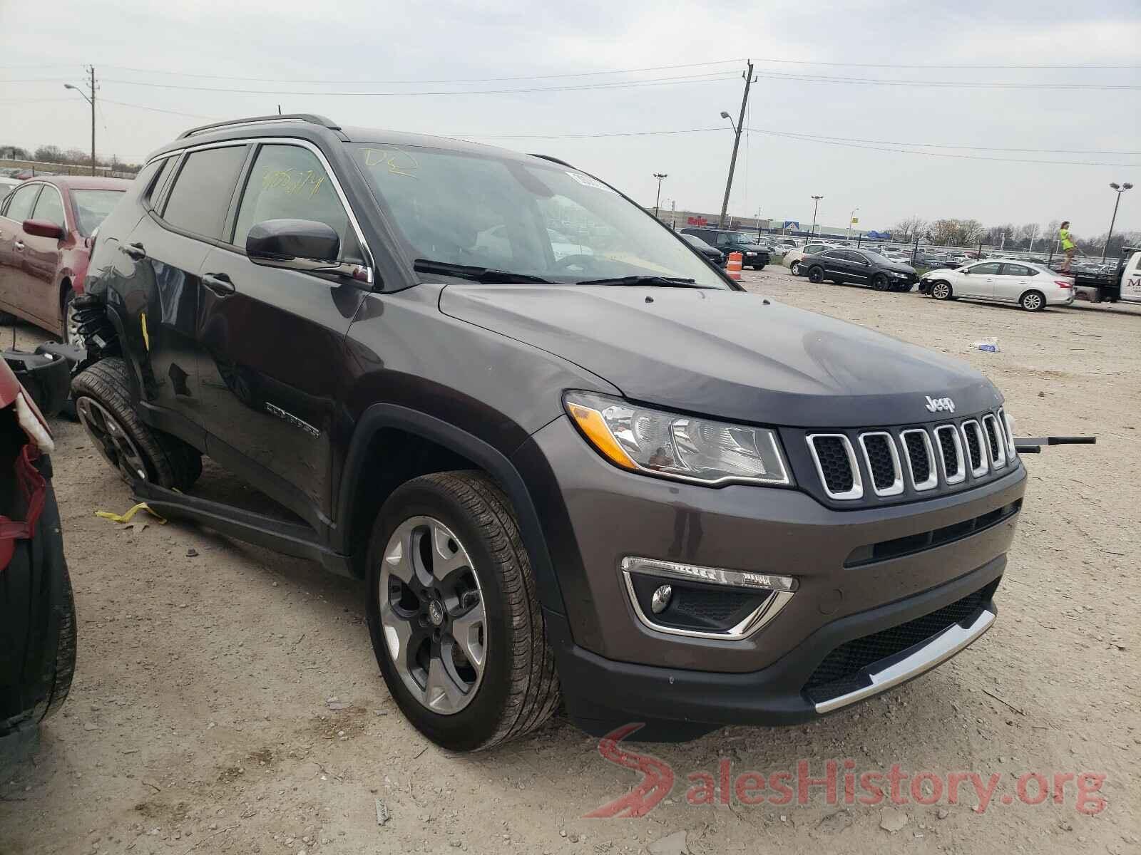 3C4NJDCB1JT281138 2018 JEEP COMPASS