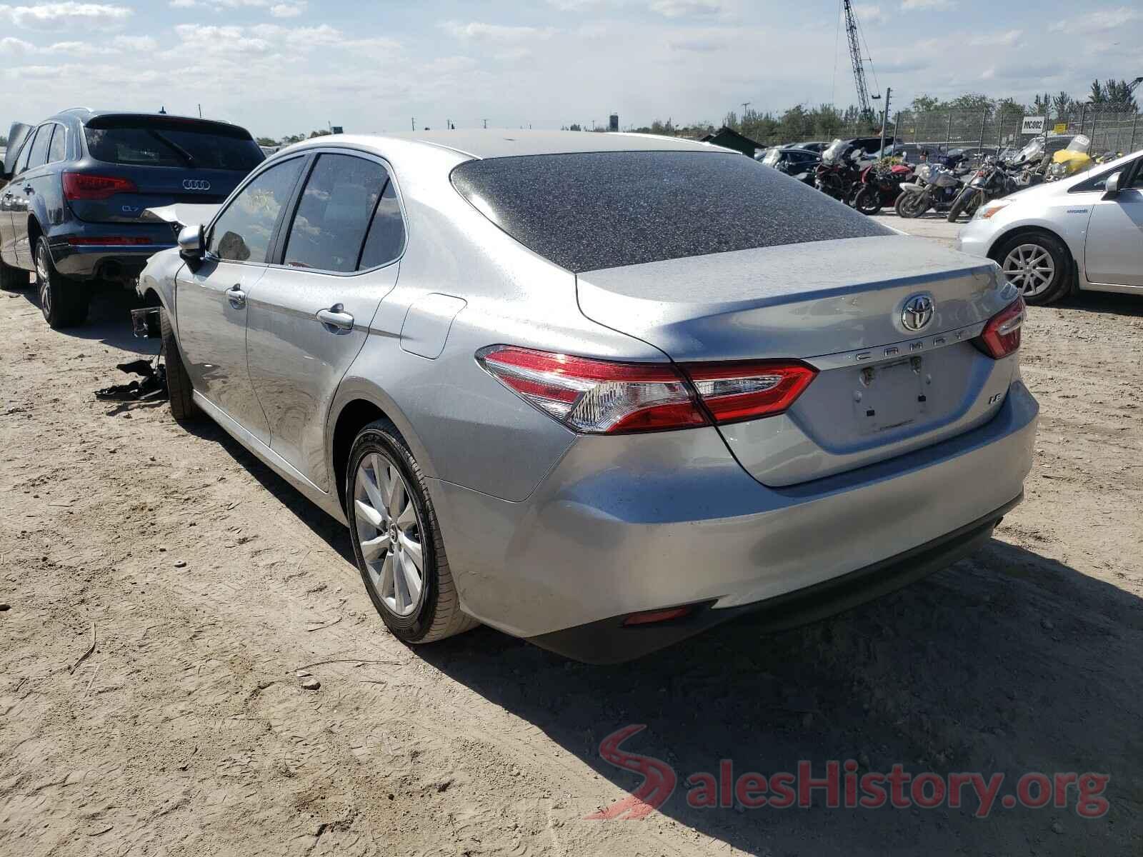 4T1B11HK3JU119779 2018 TOYOTA CAMRY