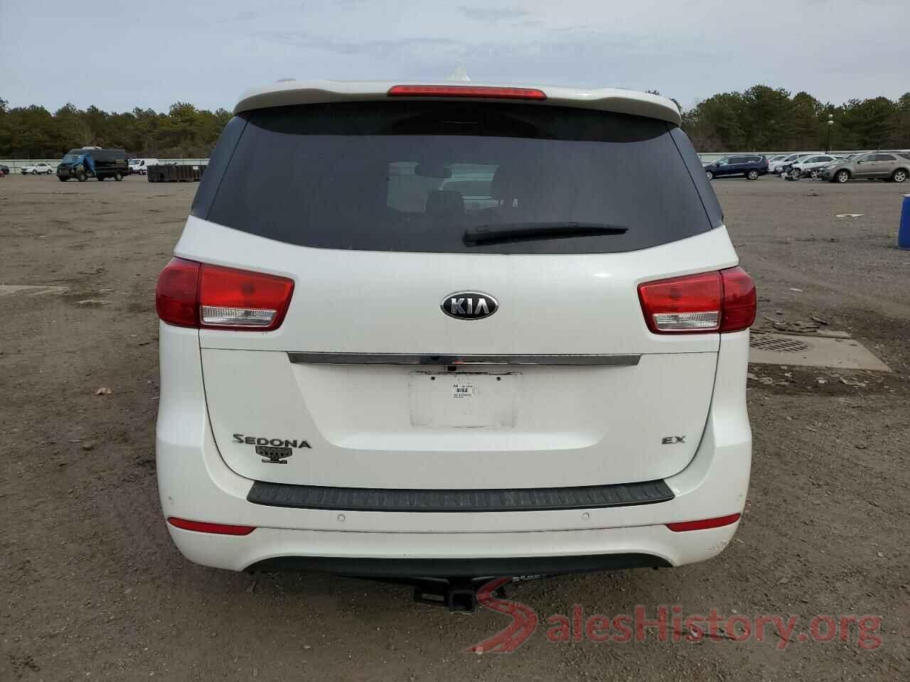 KNDMC5C12H6335067 2017 KIA SEDONA