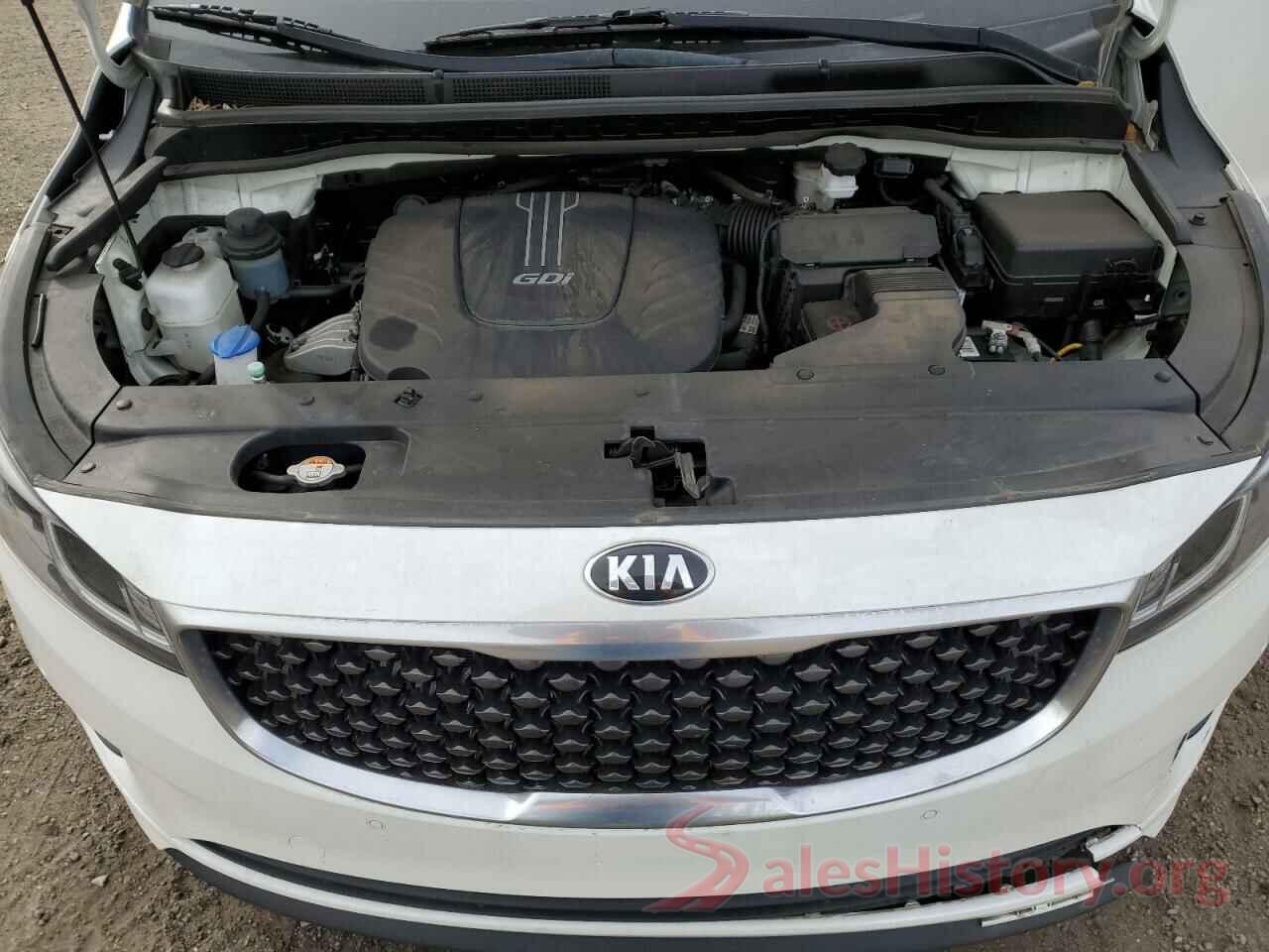 KNDMC5C12H6335067 2017 KIA SEDONA