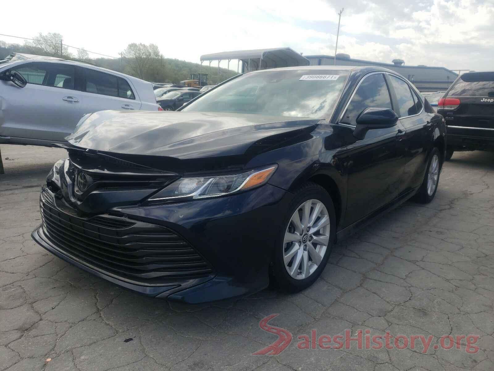 4T1B11HK1JU519128 2018 TOYOTA CAMRY