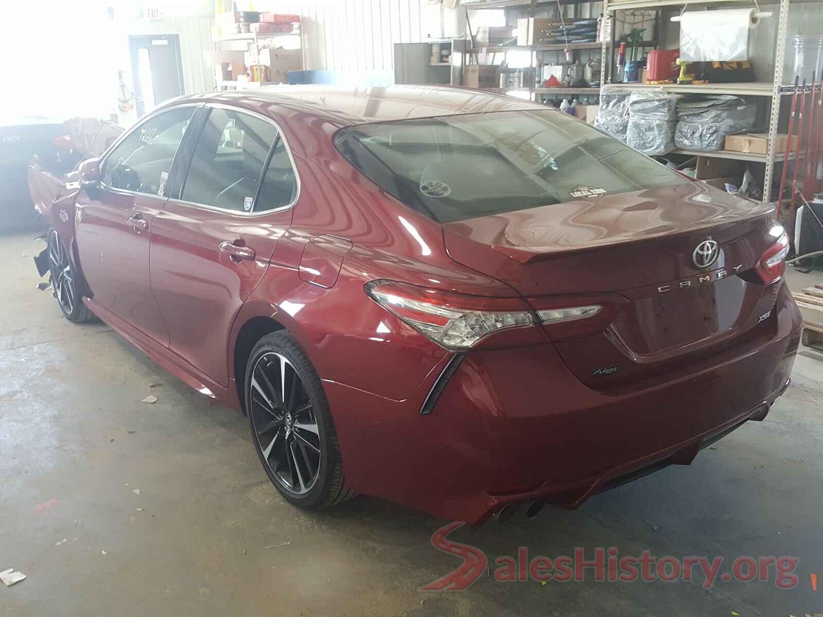 4T1B61HK2JU614833 2018 TOYOTA CAMRY