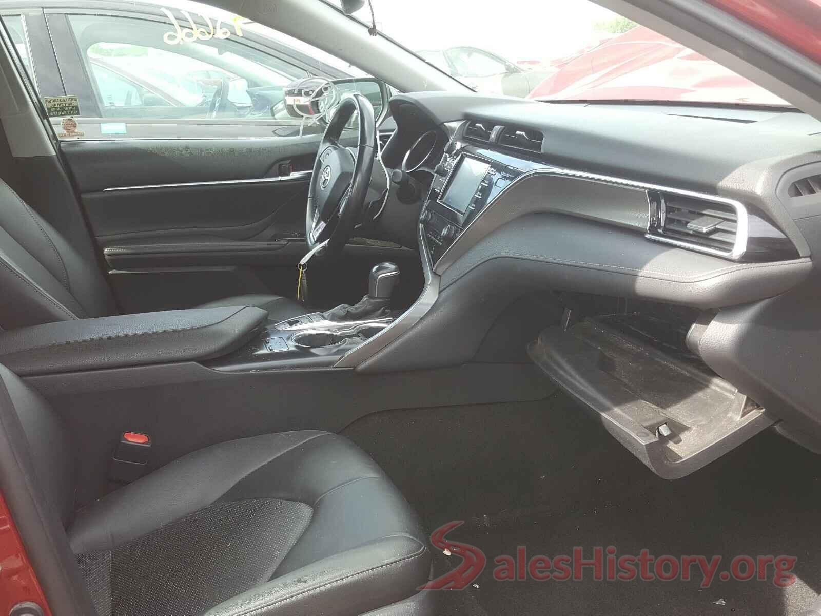 4T1B61HK2JU614833 2018 TOYOTA CAMRY