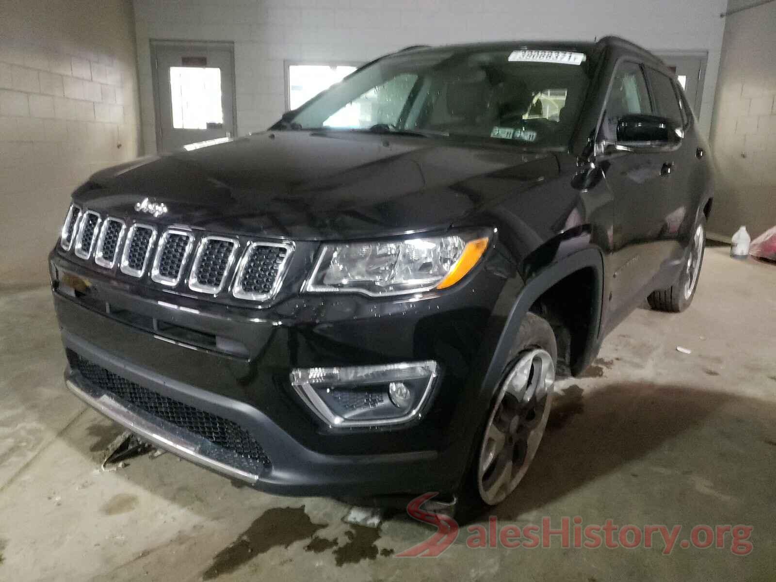 3C4NJDCBXJT457703 2018 JEEP COMPASS