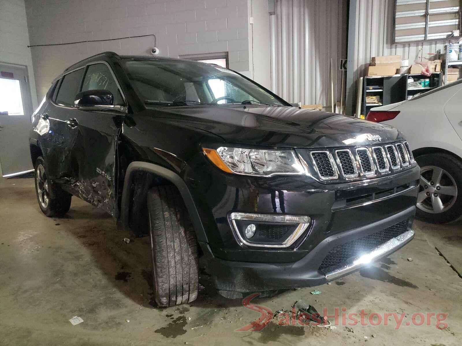 3C4NJDCBXJT457703 2018 JEEP COMPASS