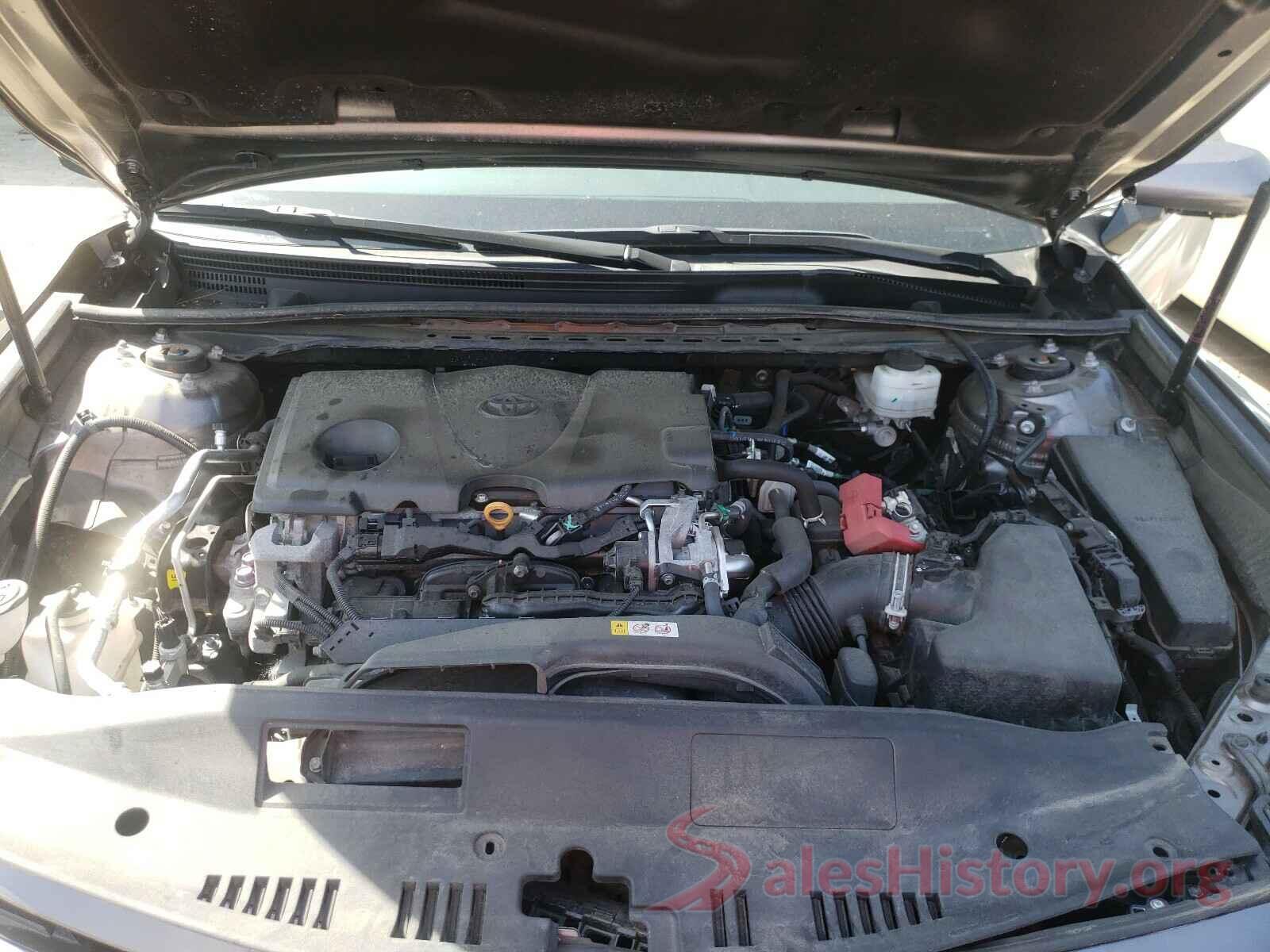 4T1B11HK6JU081500 2018 TOYOTA CAMRY