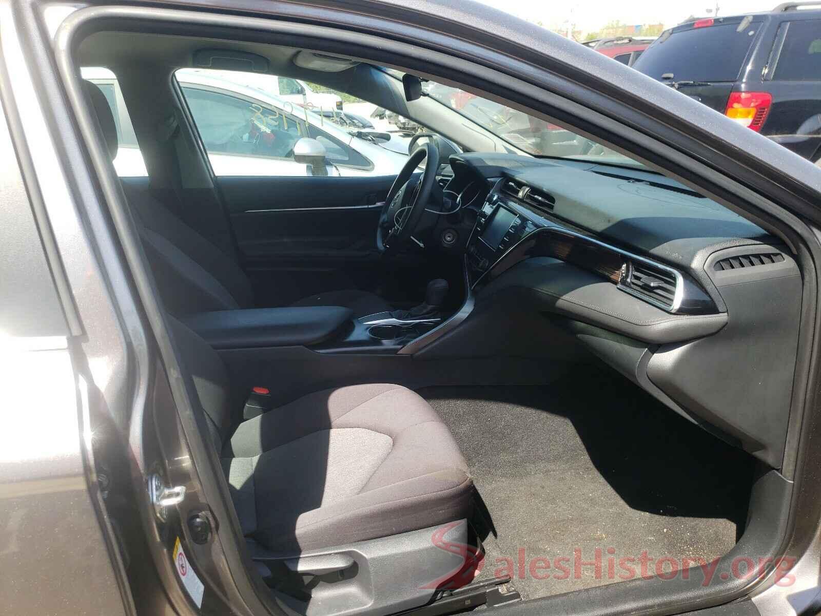 4T1B11HK6JU081500 2018 TOYOTA CAMRY