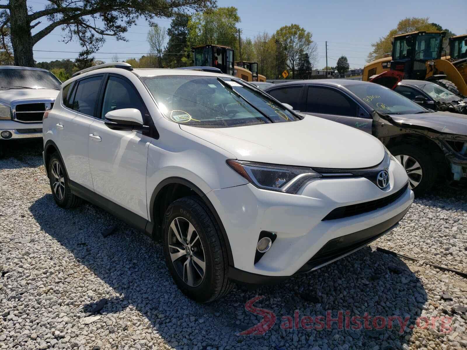 2T3RFREVXGW476731 2016 TOYOTA RAV4