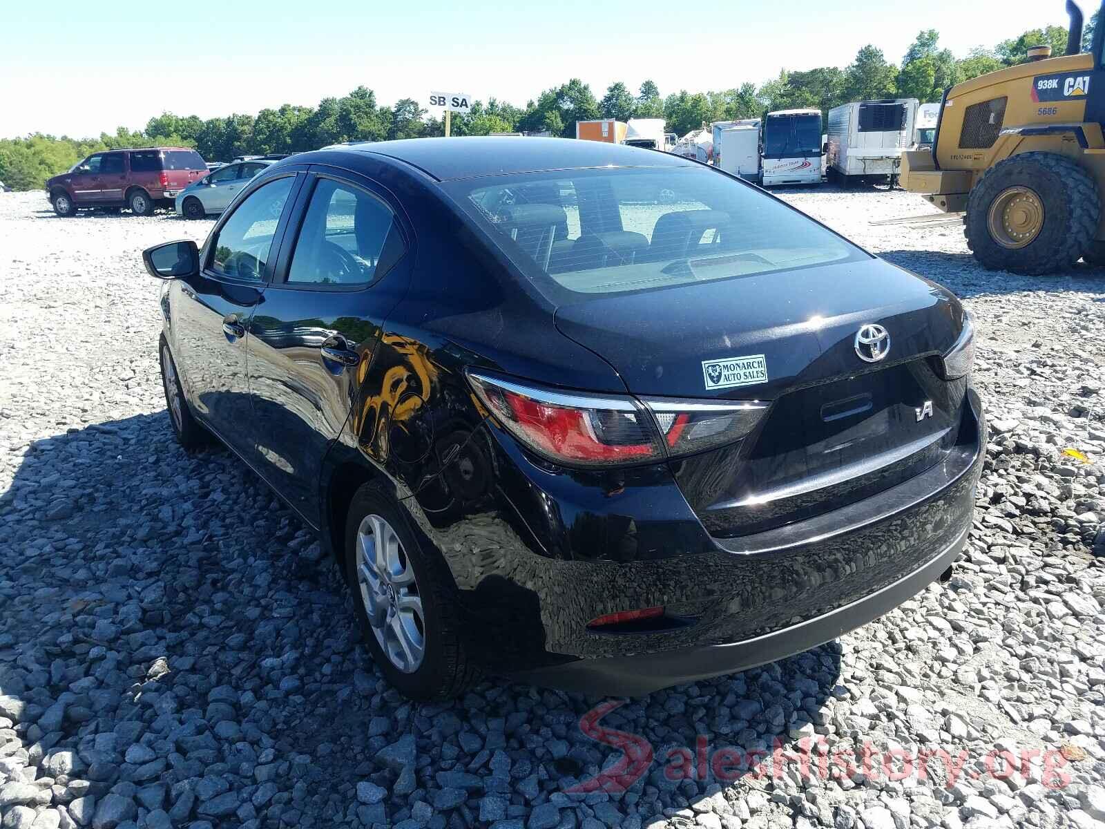 3MYDLBYV7JY322115 2018 TOYOTA YARIS