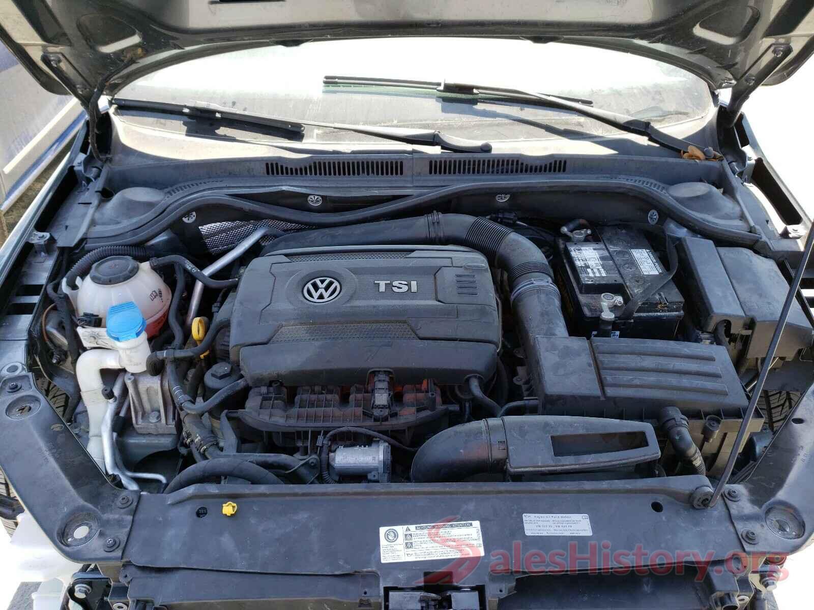 3VWD17AJ7JM251429 2018 VOLKSWAGEN JETTA