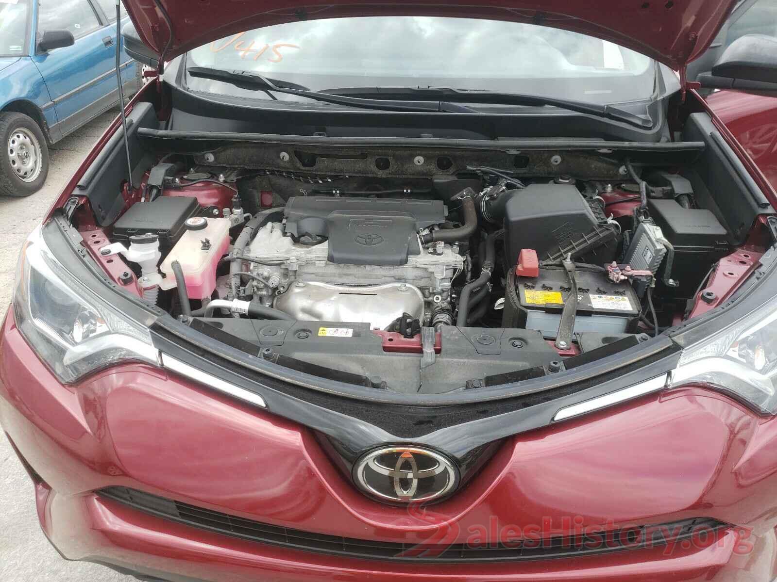 JTMZFREV9JD119304 2018 TOYOTA RAV4