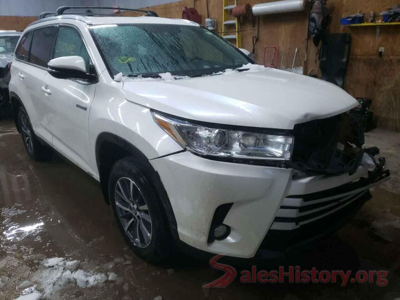 5TDJGRFH9KS077452 2019 TOYOTA HIGHLANDER