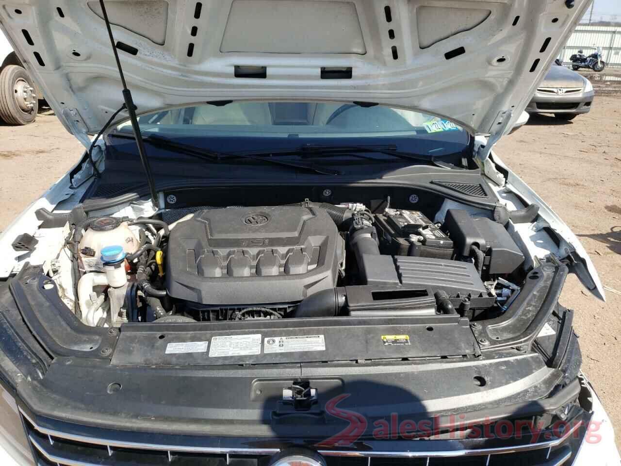 1VWAA7A33JC025734 2018 VOLKSWAGEN PASSAT