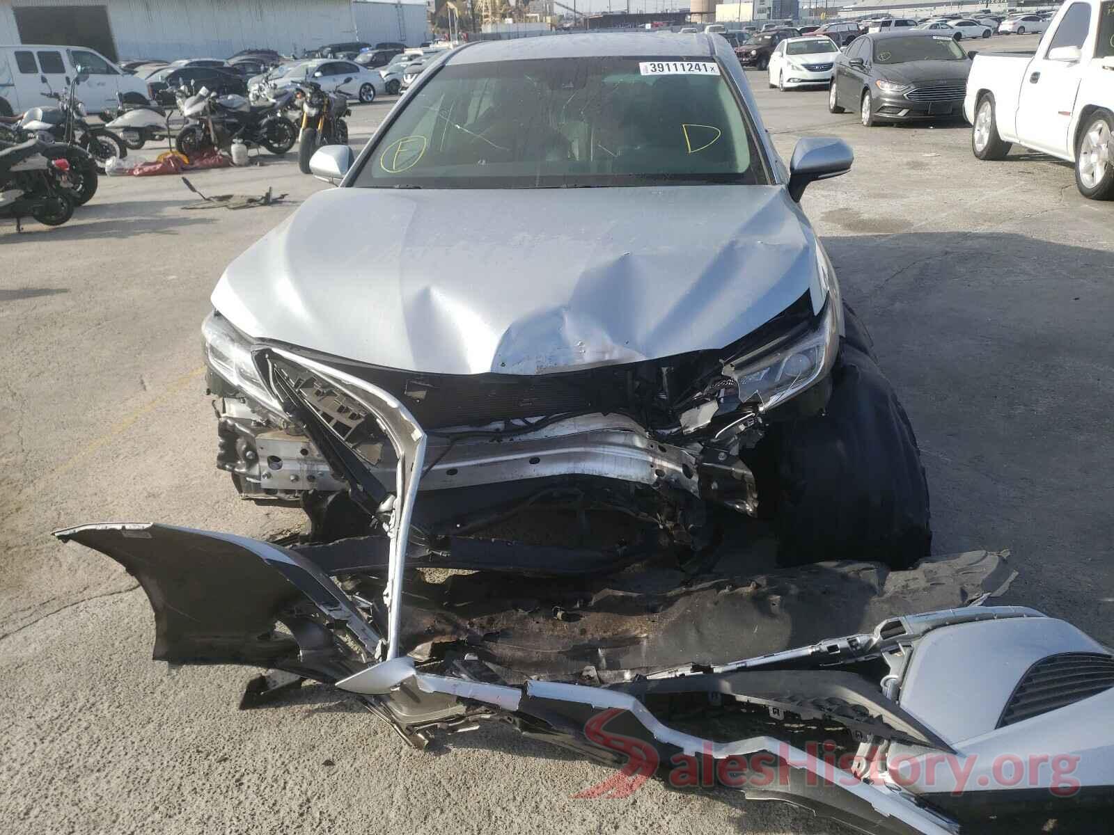 4T1B11HK2JU624955 2018 TOYOTA CAMRY