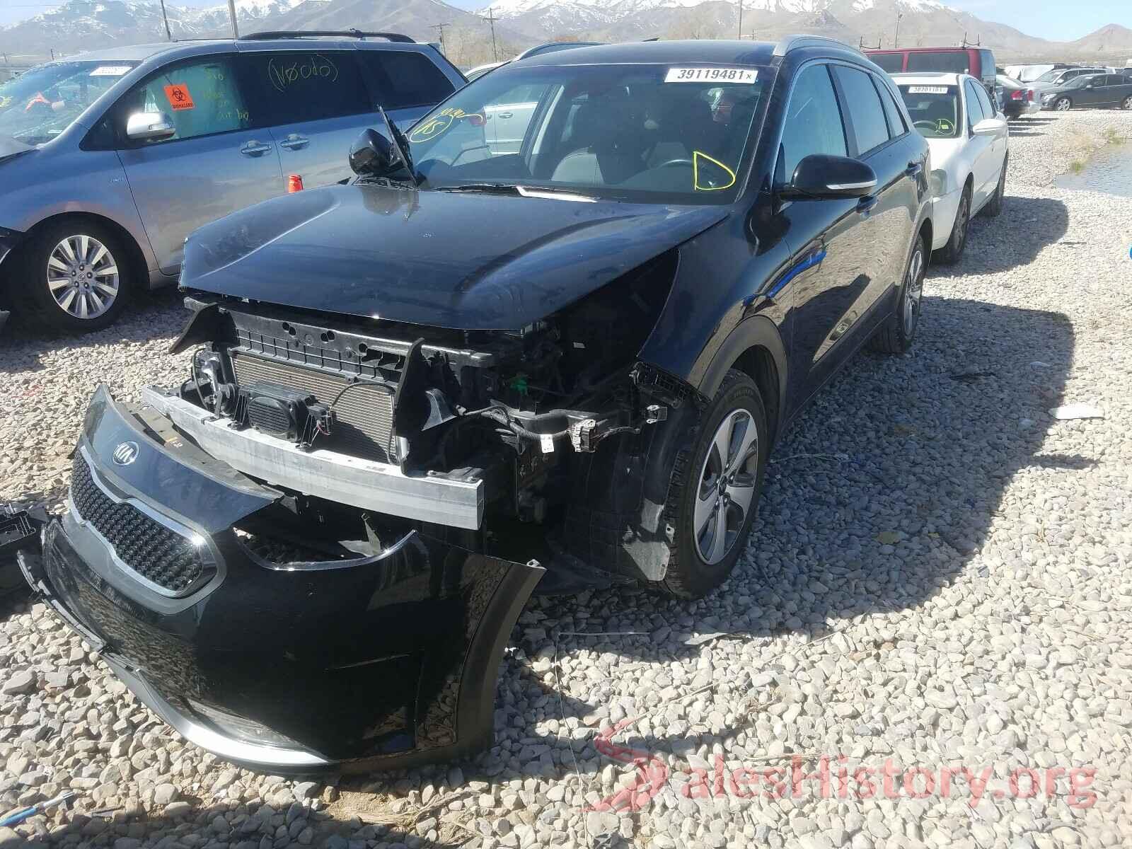 KNDCC3LC5K5238234 2019 KIA NIRO