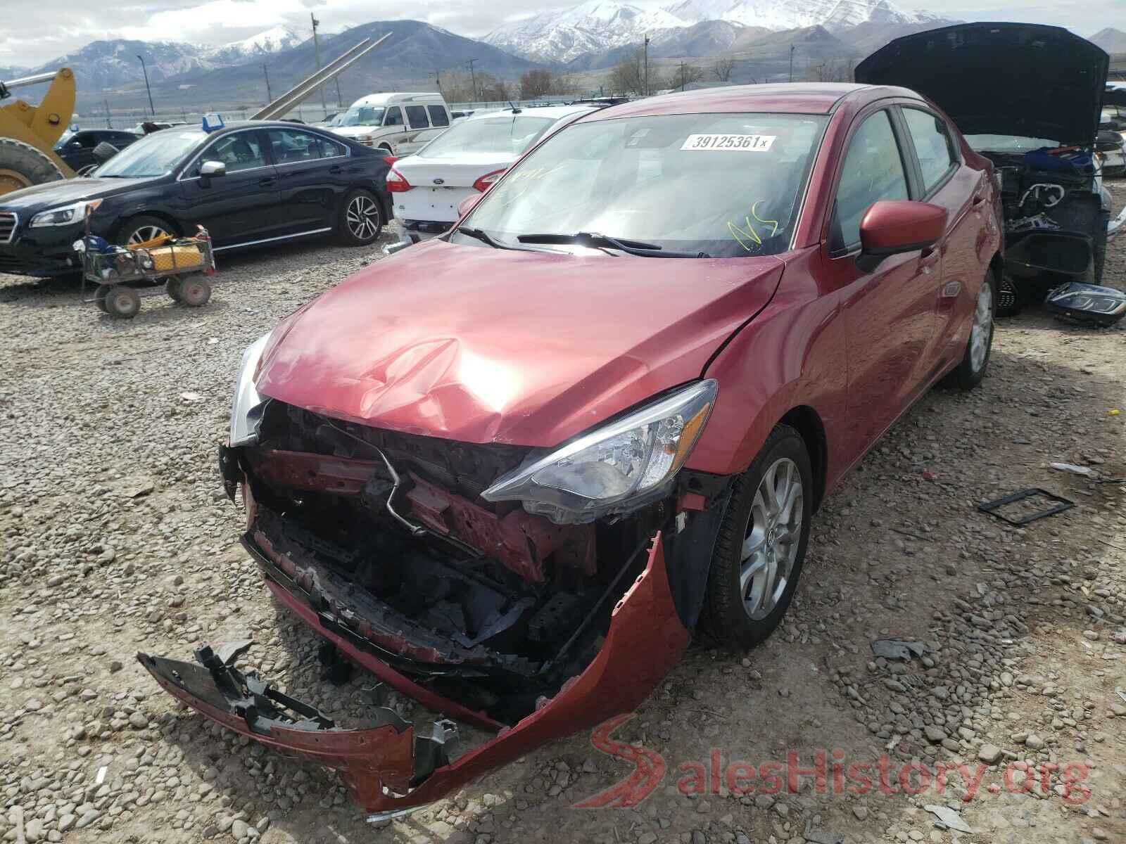 3MYDLBYV1HY165370 2017 TOYOTA YARIS