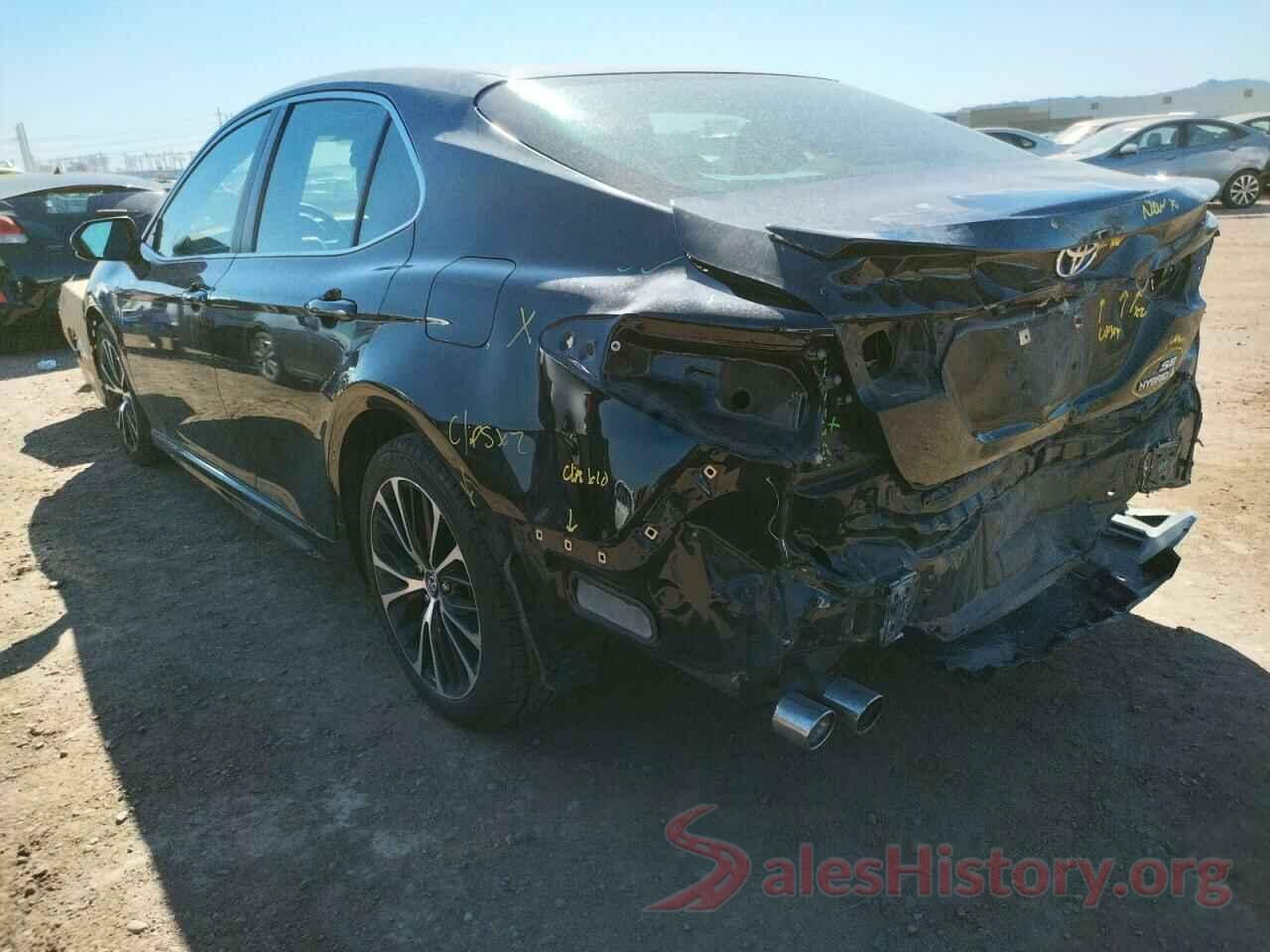 4T1B21HKXJU009261 2018 TOYOTA CAMRY