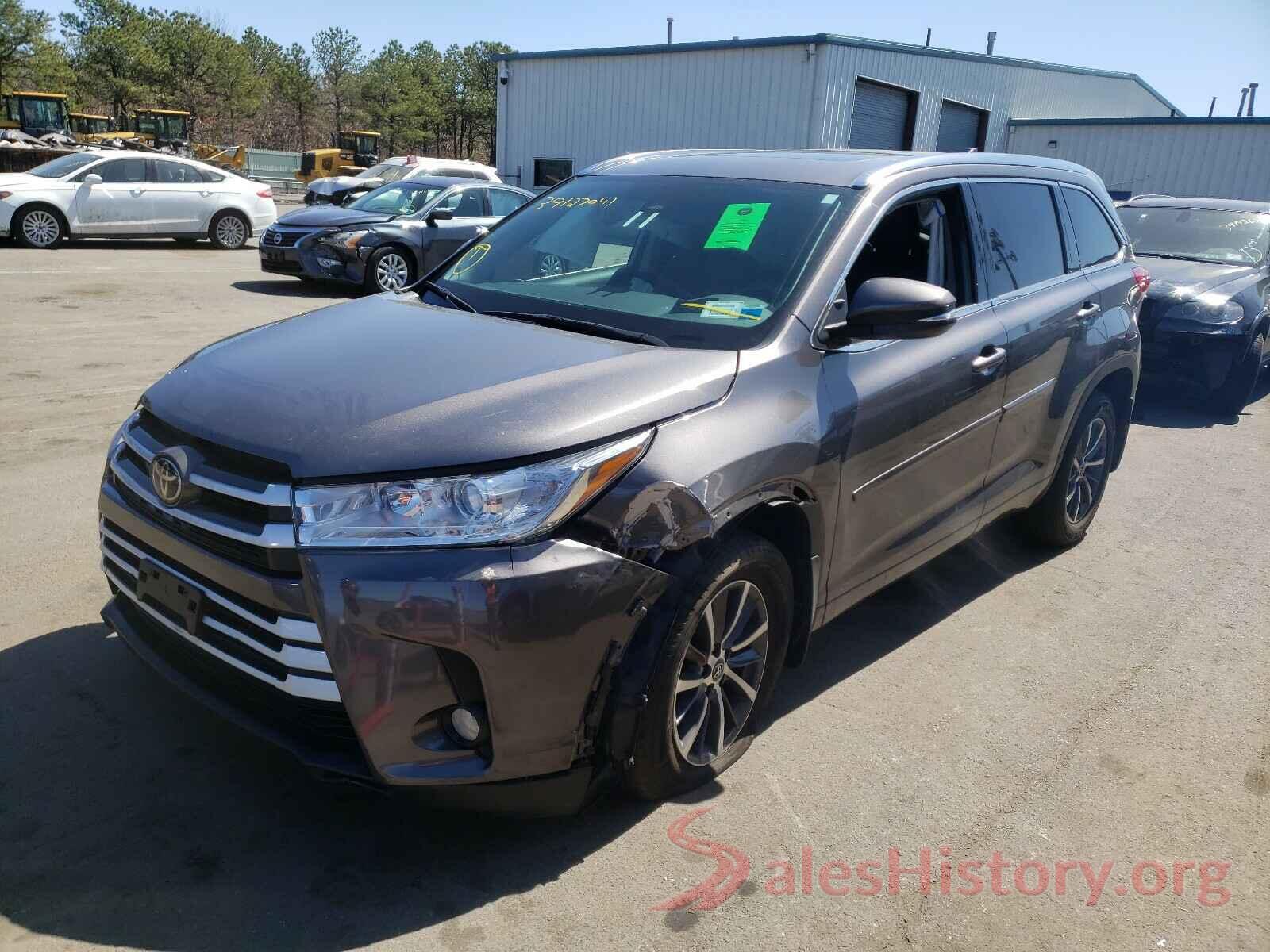 5TDJZRFHXJS820998 2018 TOYOTA HIGHLANDER