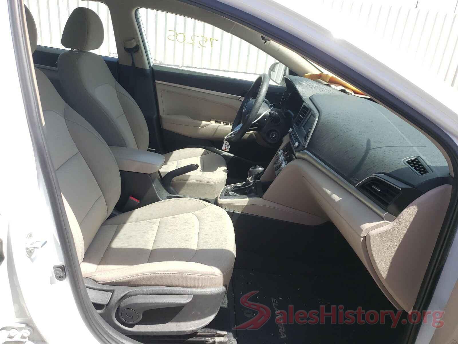 5NPD74LF5KH422713 2019 HYUNDAI ELANTRA