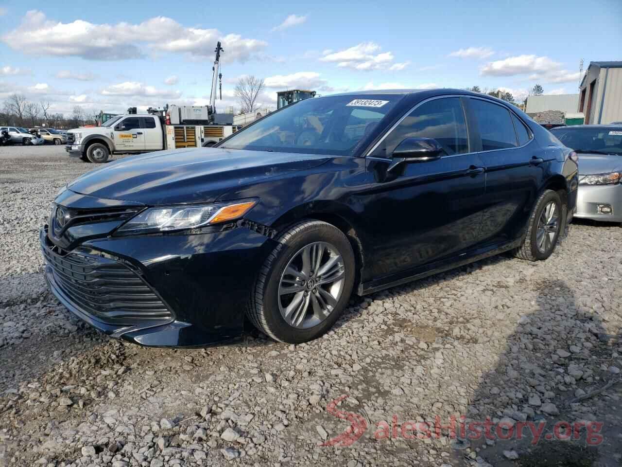 4T1B11HK1JU531067 2018 TOYOTA CAMRY