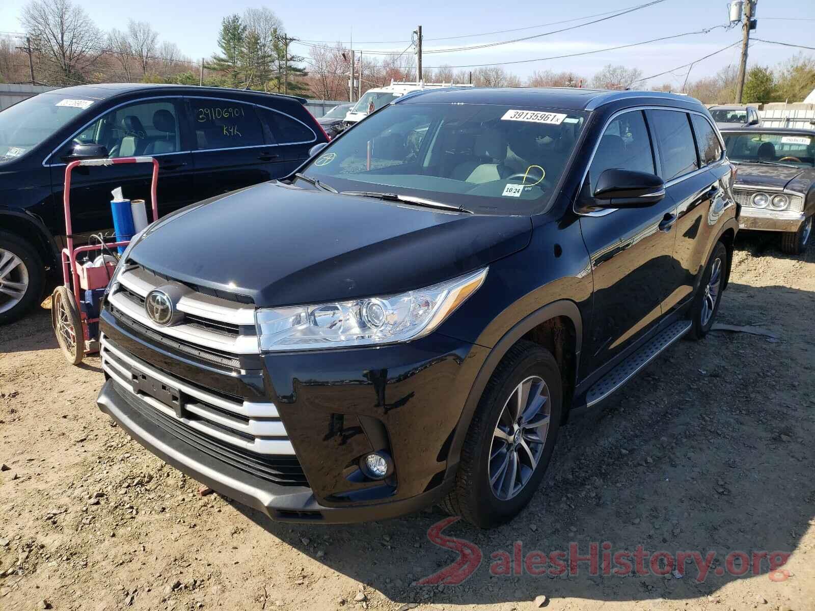 5TDJZRFHXKS585813 2019 TOYOTA HIGHLANDER