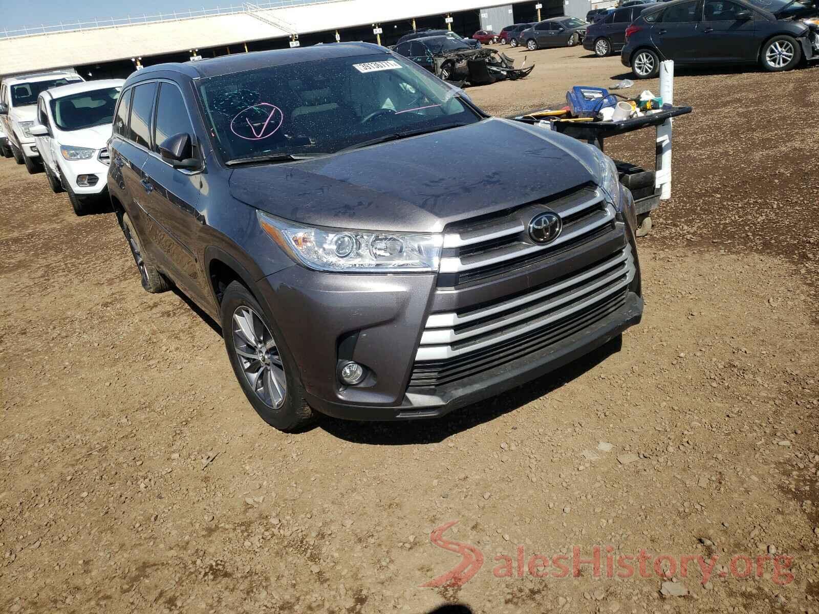 5TDKZRFH4JS539266 2018 TOYOTA HIGHLANDER