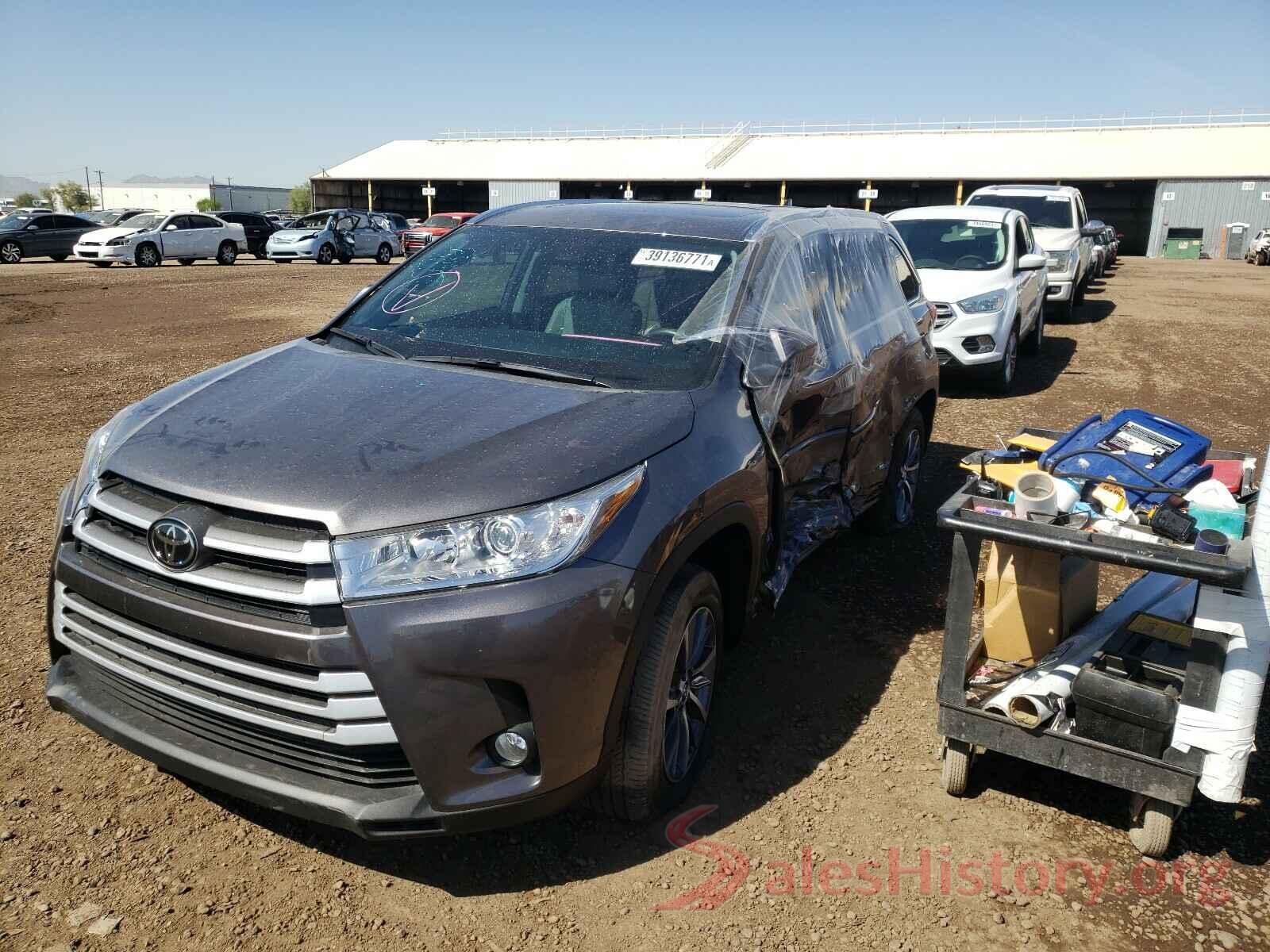 5TDKZRFH4JS539266 2018 TOYOTA HIGHLANDER