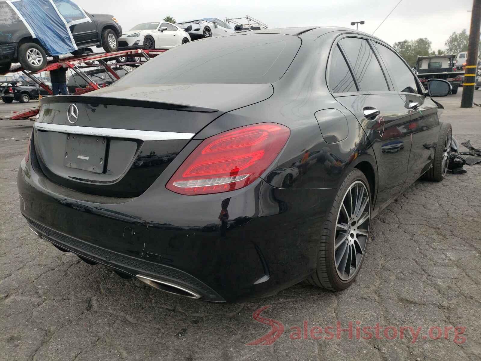 55SWF4JB1JU244693 2018 MERCEDES-BENZ C CLASS