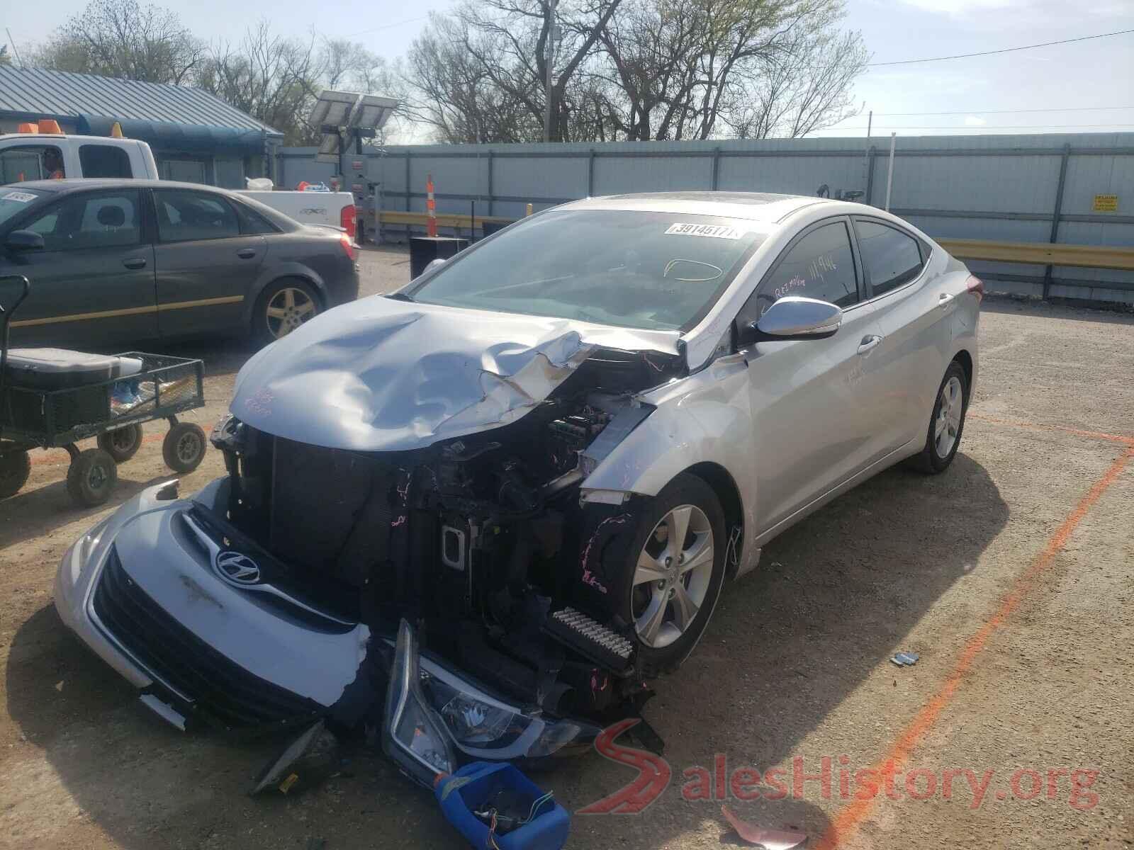 5NPDH4AE3GH723012 2016 HYUNDAI ELANTRA