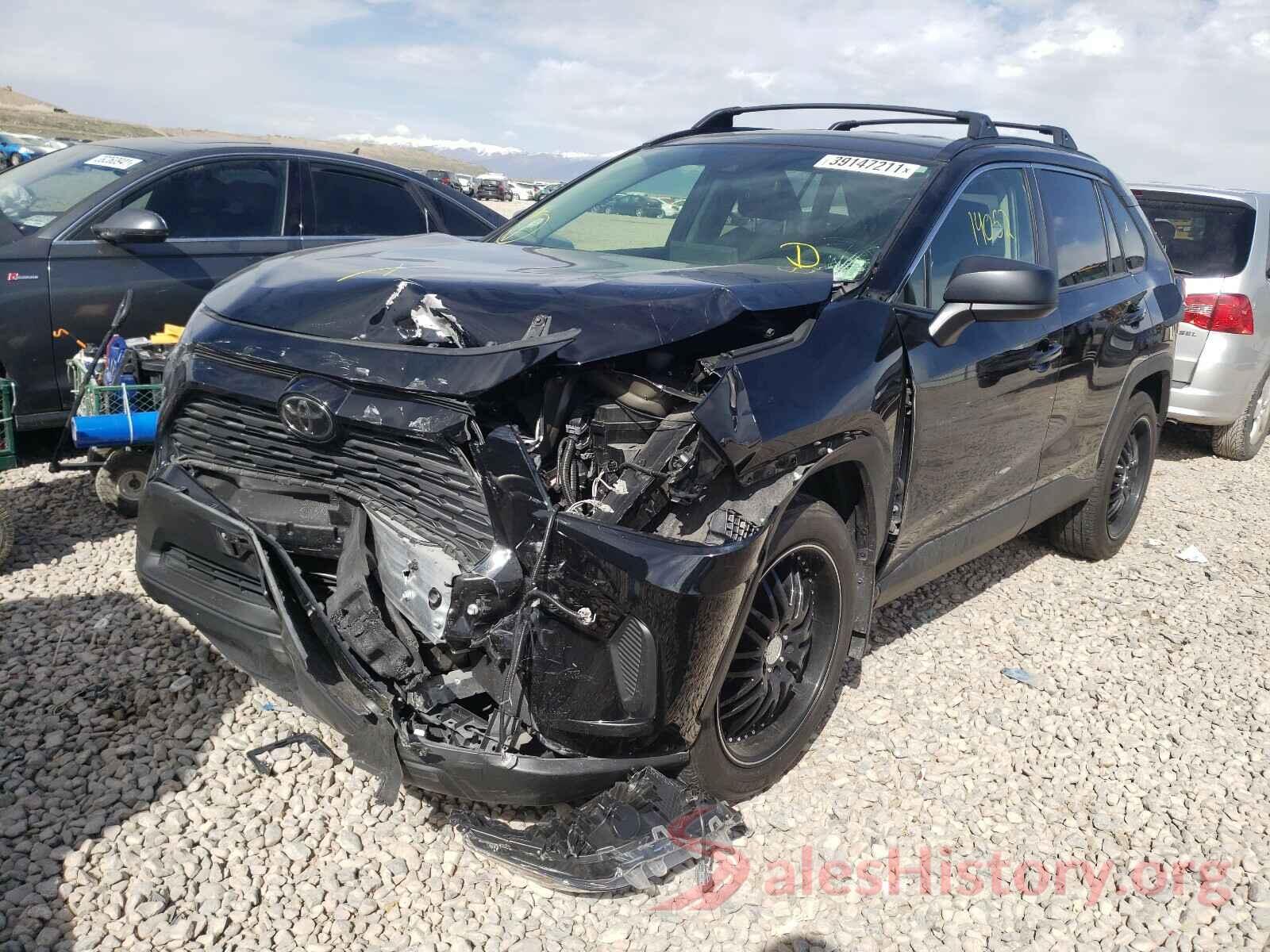 JTMF1RFV3KD523121 2019 TOYOTA RAV4