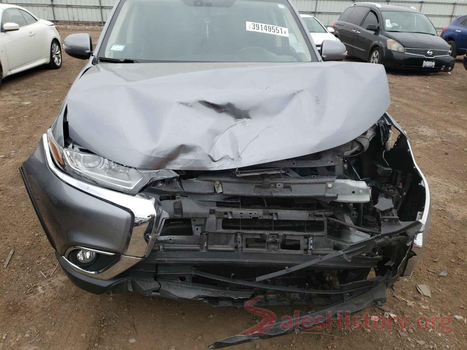 JA4AZ3A33JZ015815 2018 MITSUBISHI OUTLANDER